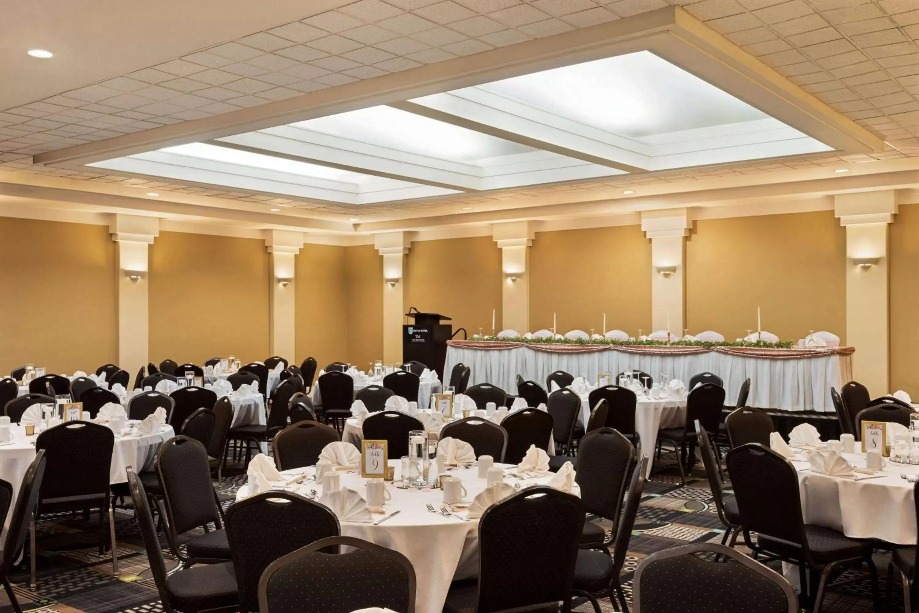 Other, Banquet Facilities in Royal Hotel Regina, Trademark Collection by Wyndham