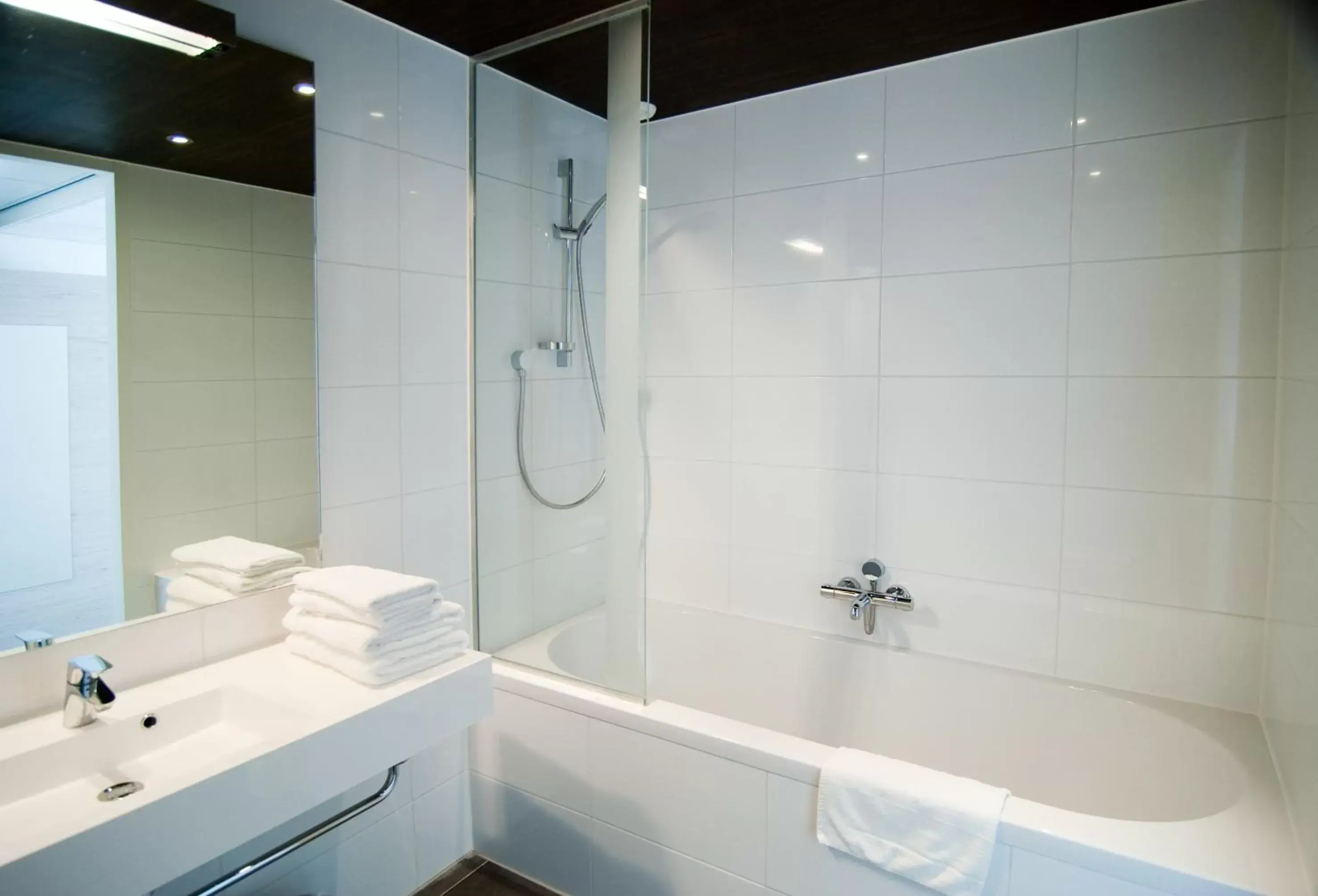 Bathroom in Hotel Bornholm