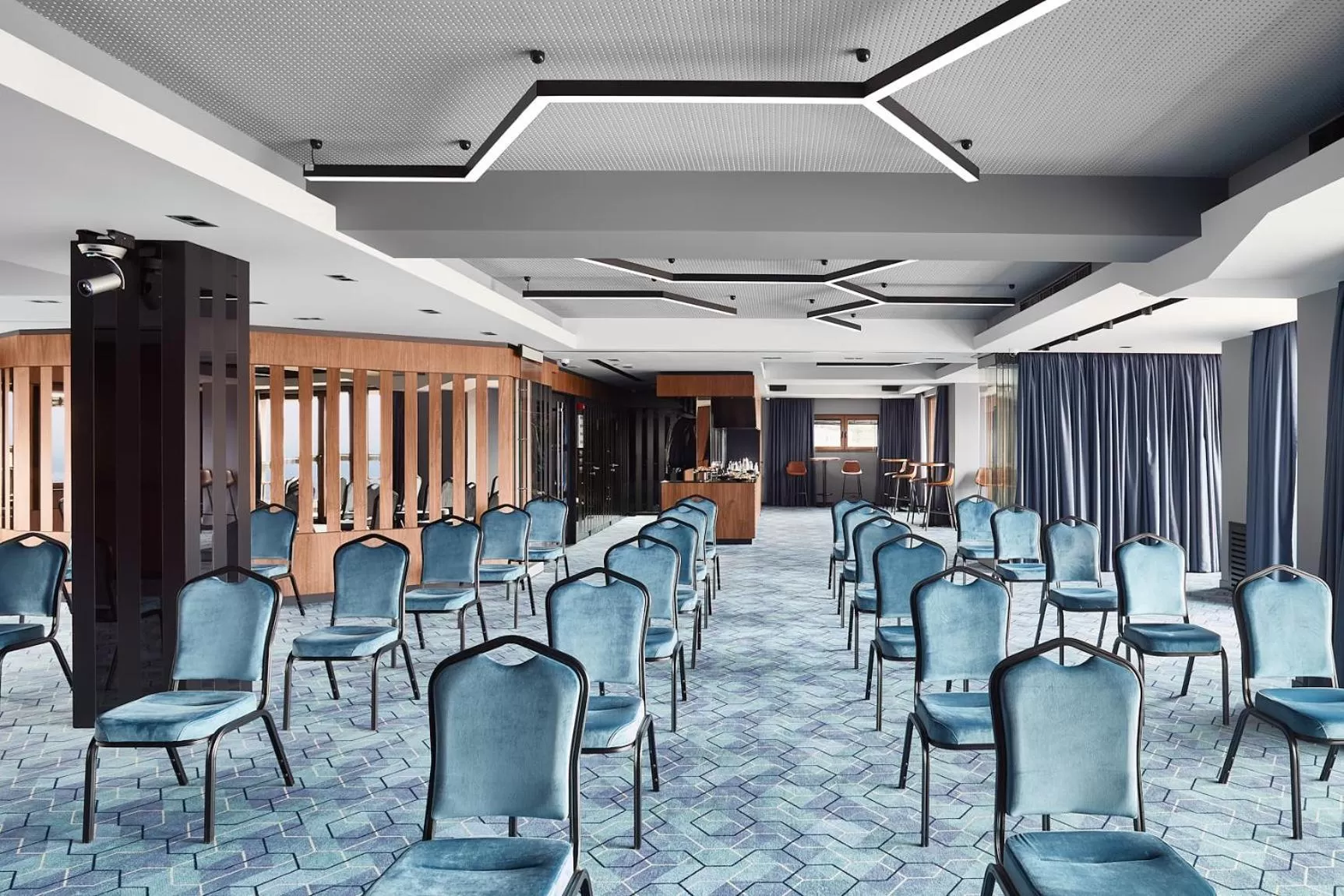 Business facilities in Panoramika Design Hotel