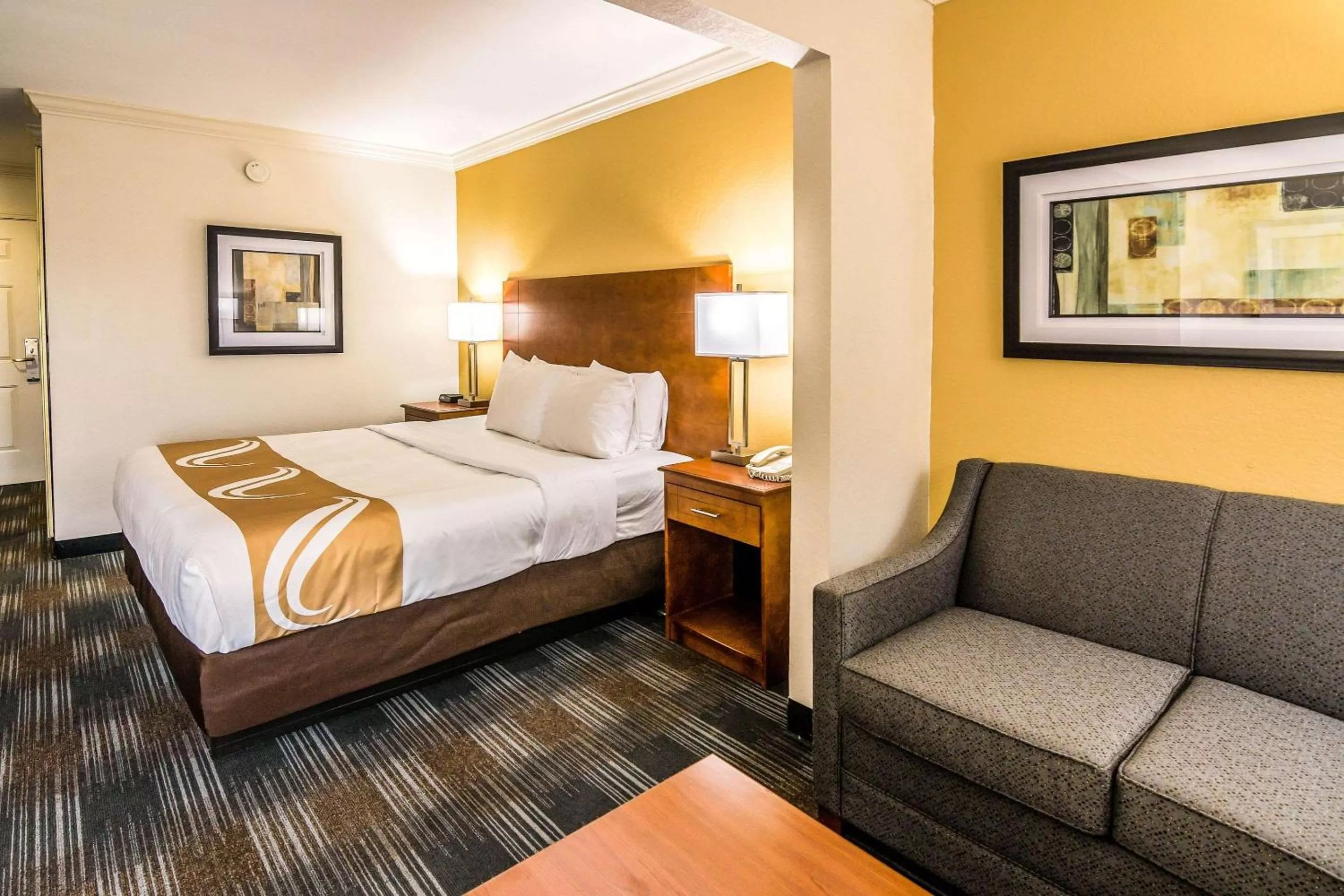 Photo of the whole room, Bed in Quality Inn Alexander City