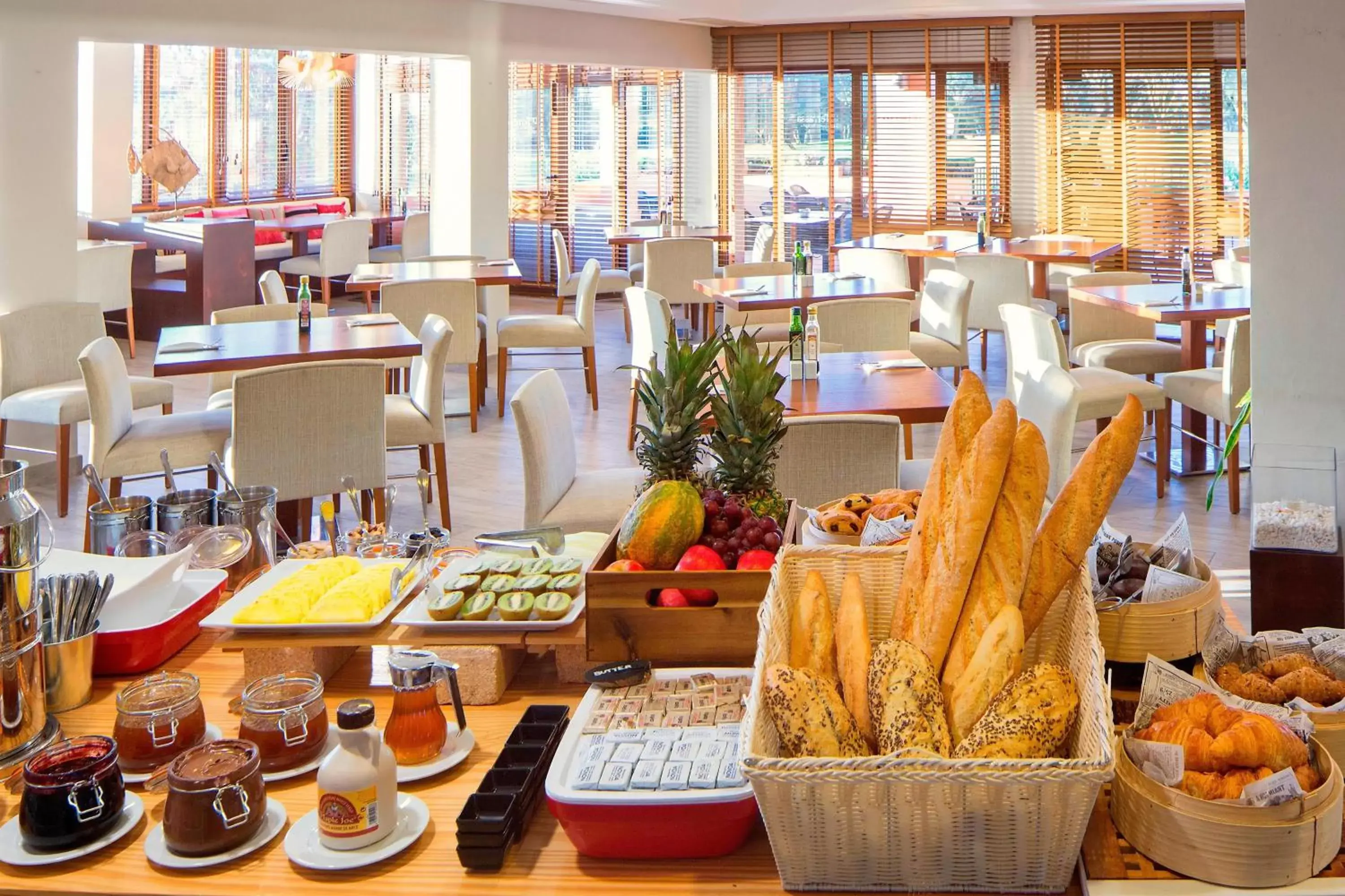 Breakfast, Restaurant/Places to Eat in Marriott’s Club Son Antem