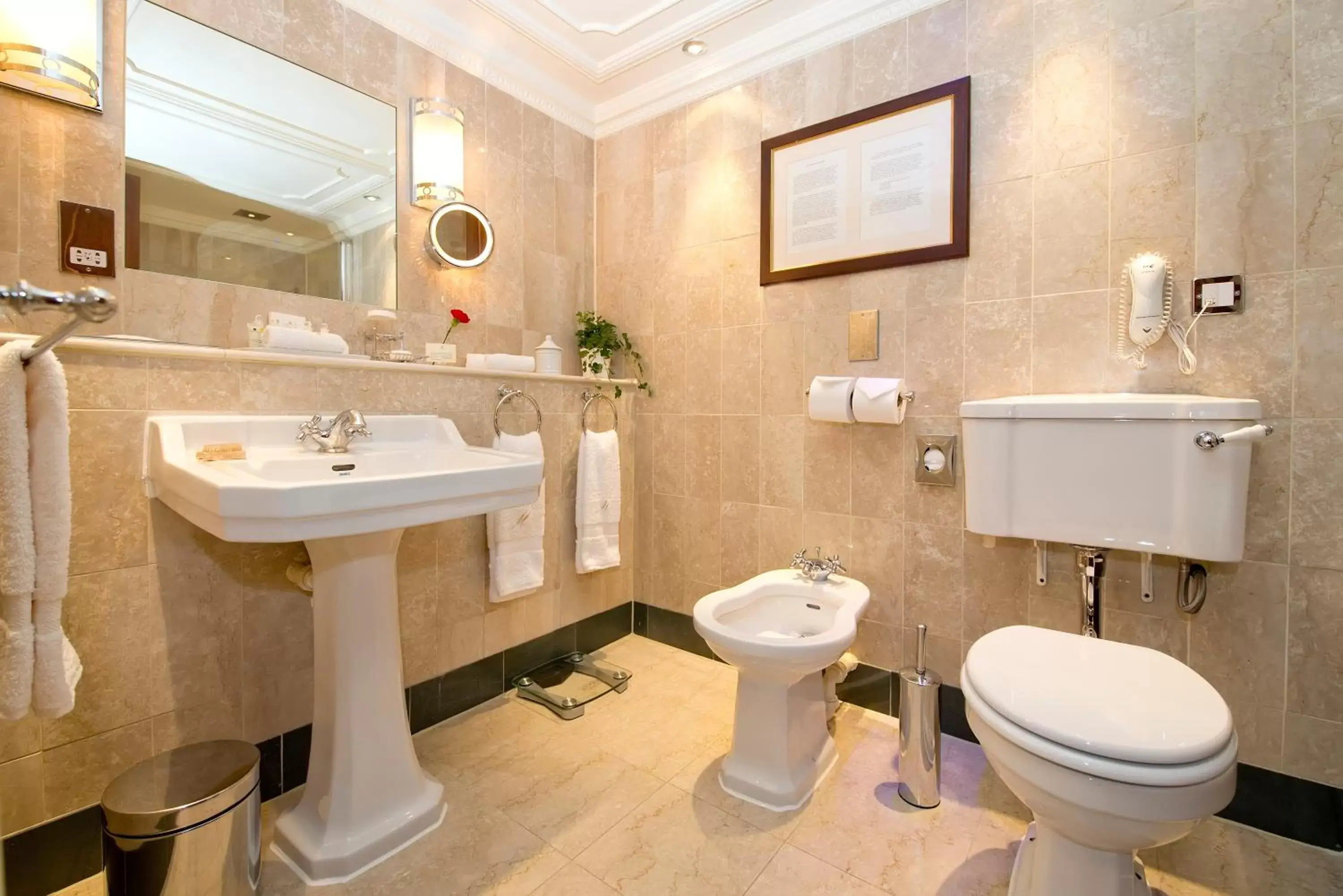 Toilet, Bathroom in Milestone Hotel Kensington