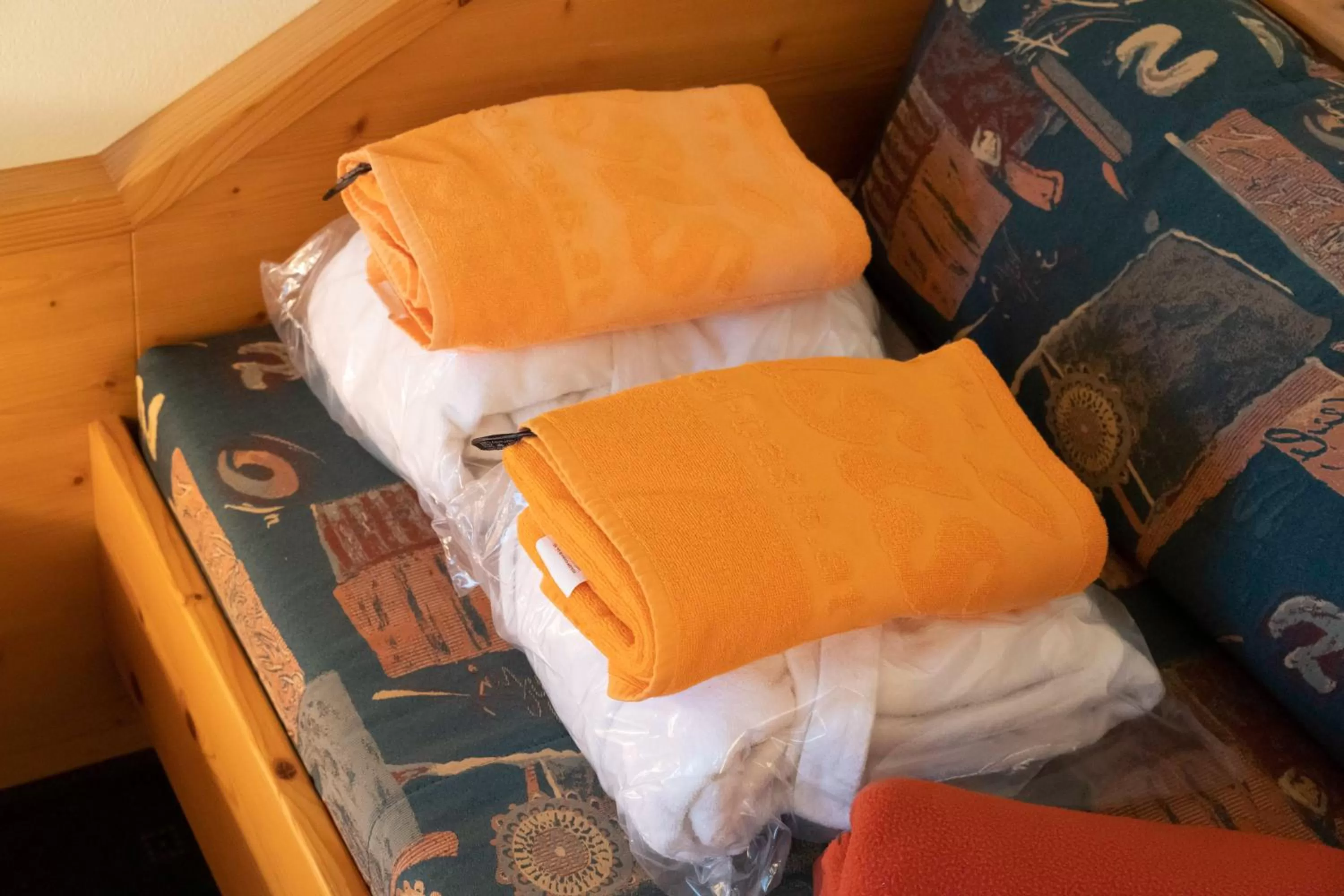 Bedroom, Bed in Hotel Garni Oasis Loipersdorf