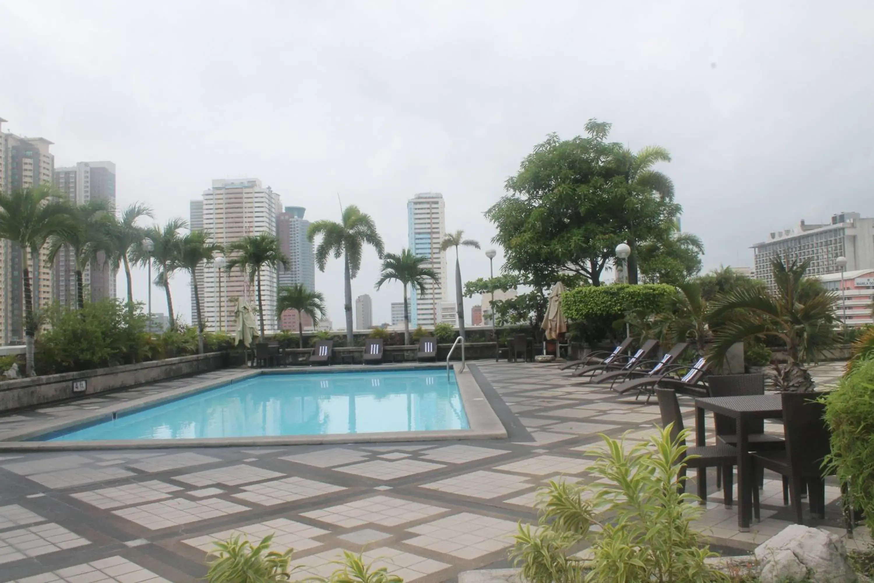 Swimming Pool in Pearl Manila Hotel
