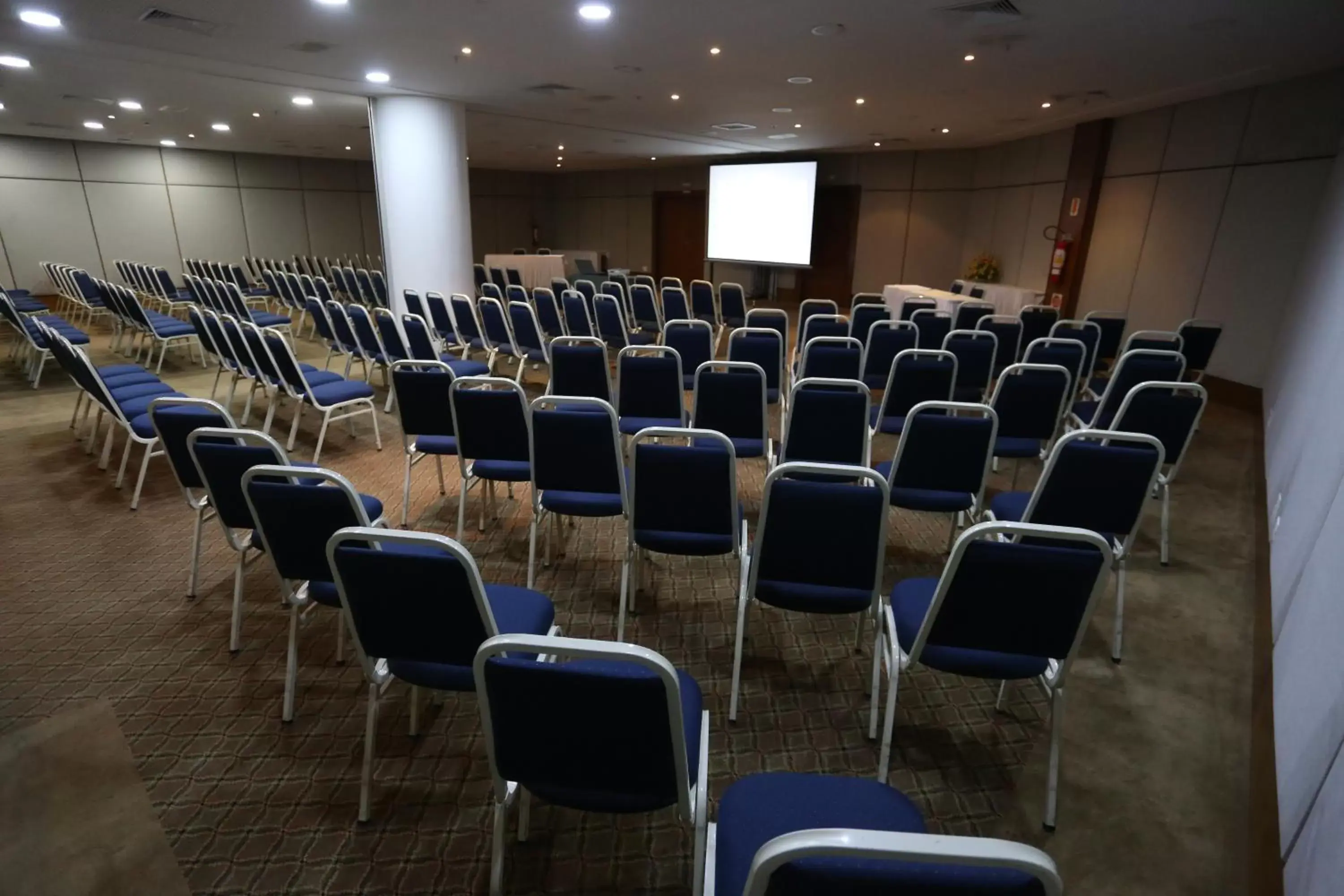 Business facilities in Bourbon Joinville Convention Hotel