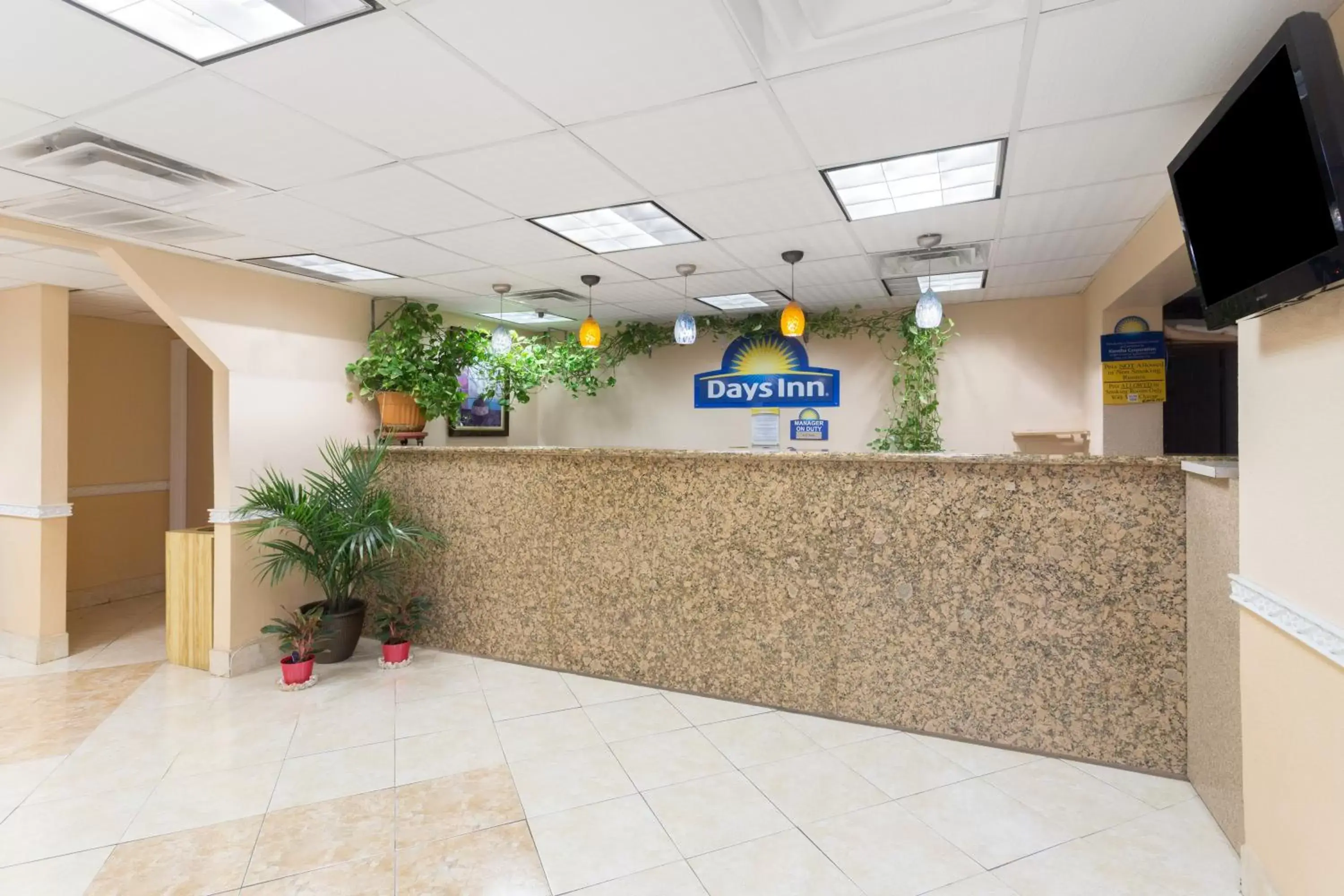 Lobby or reception, Lobby/Reception in Days Inn by Wyndham Waycross