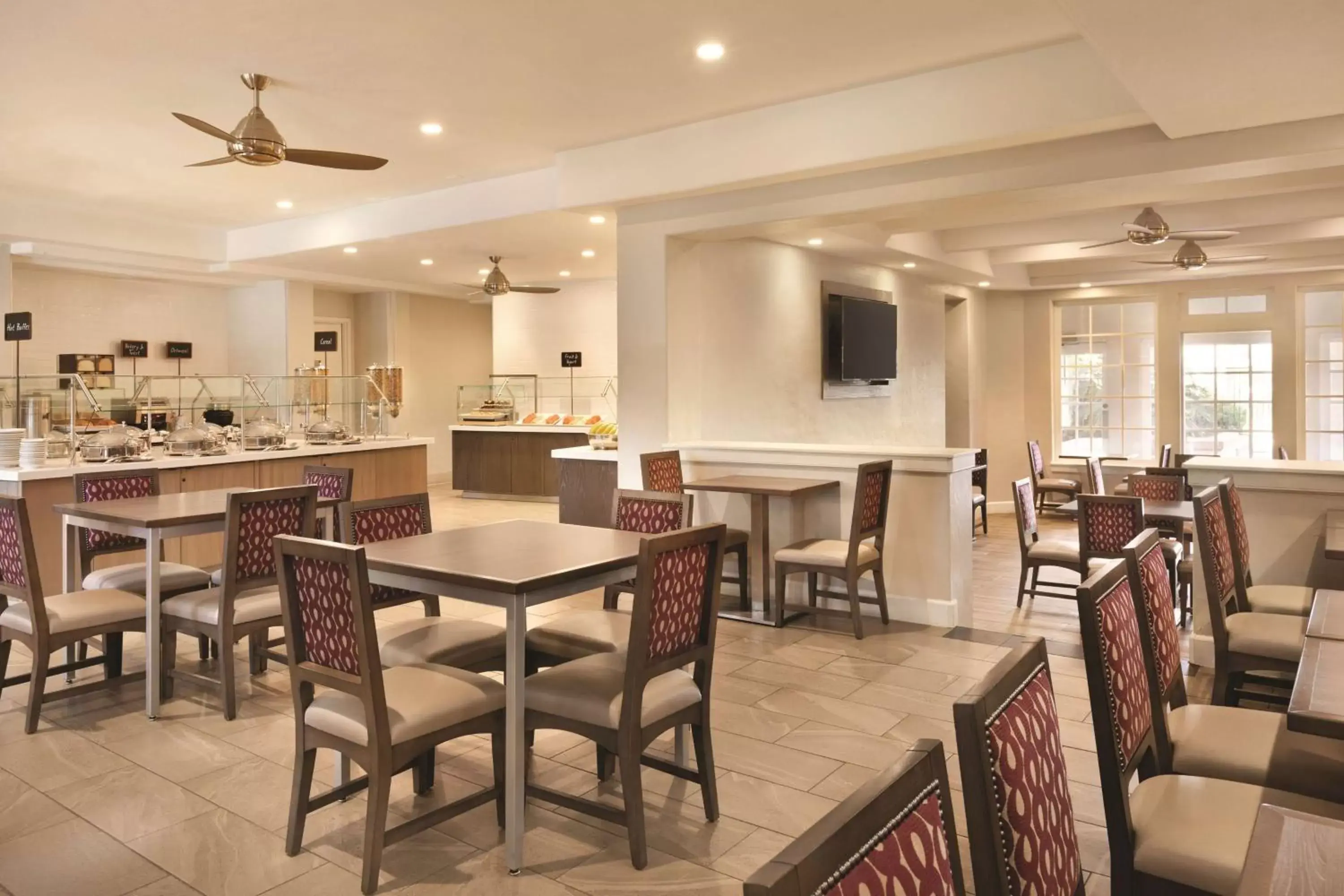 Dining area, Restaurant/Places to Eat in Embassy Suites by Hilton Temecula Valley Wine Country