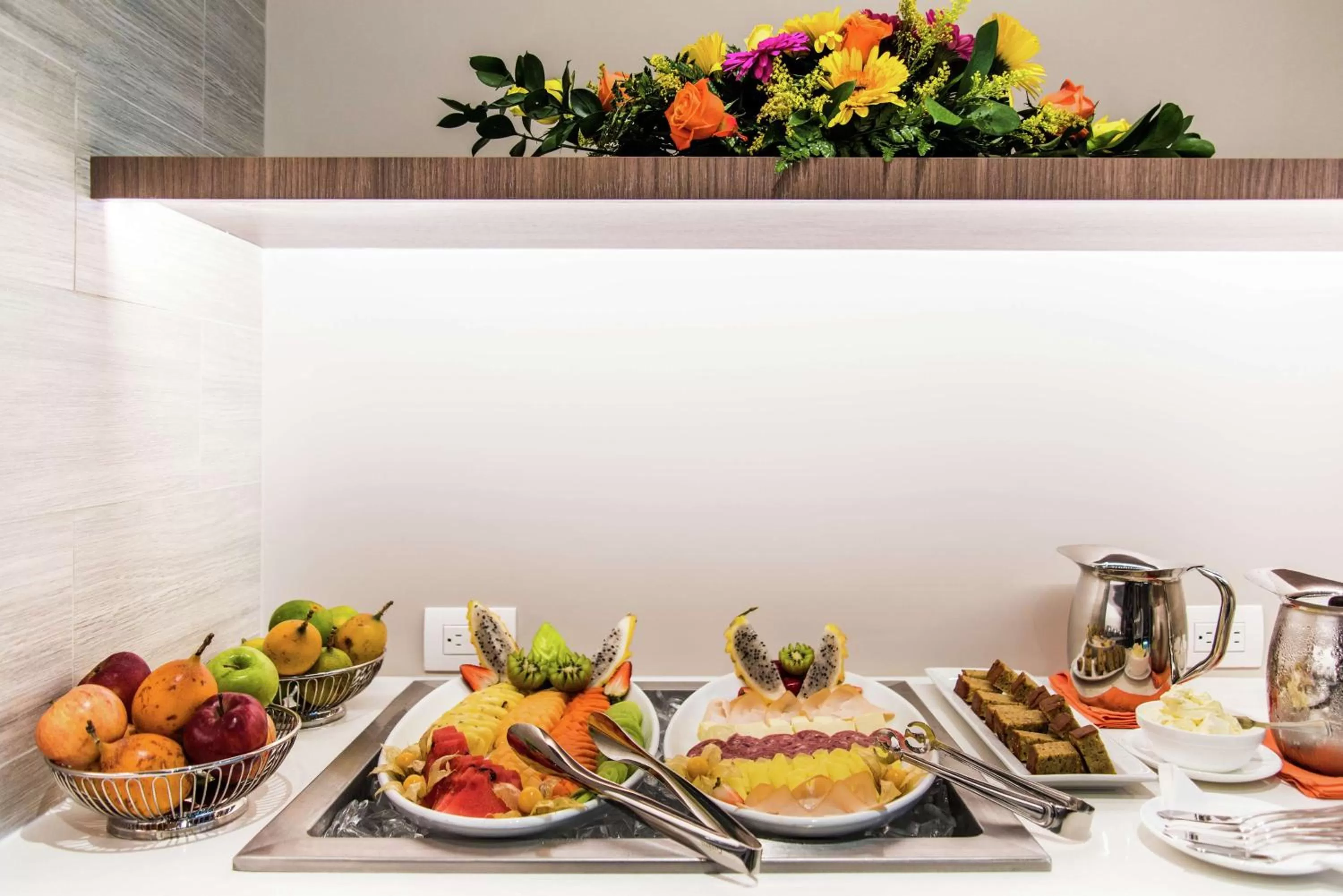 Restaurant/places to eat in Hampton By Hilton Cucuta