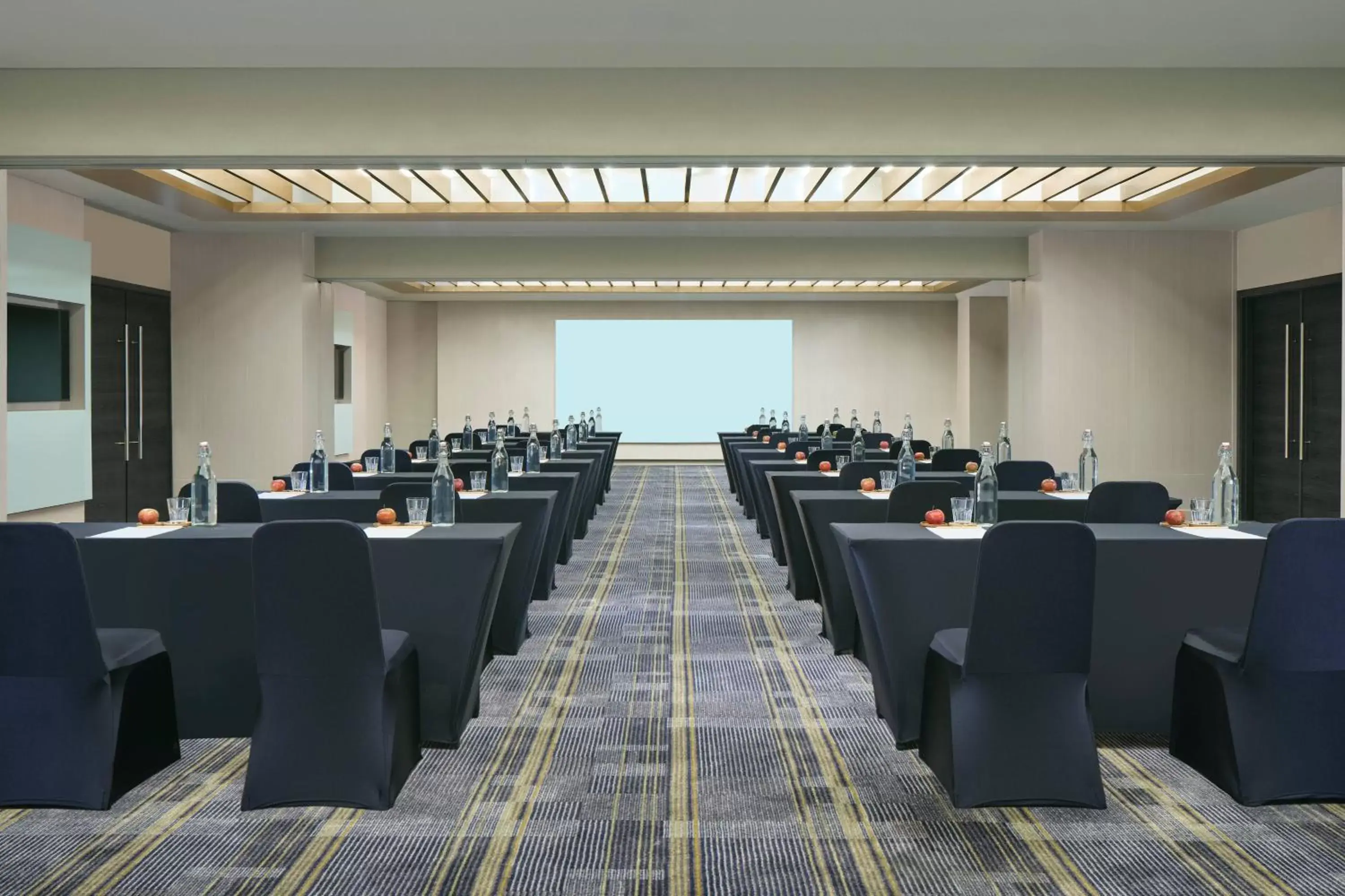 Meeting/conference room in Fairfield by Marriott Bali Kuta Sunset Road