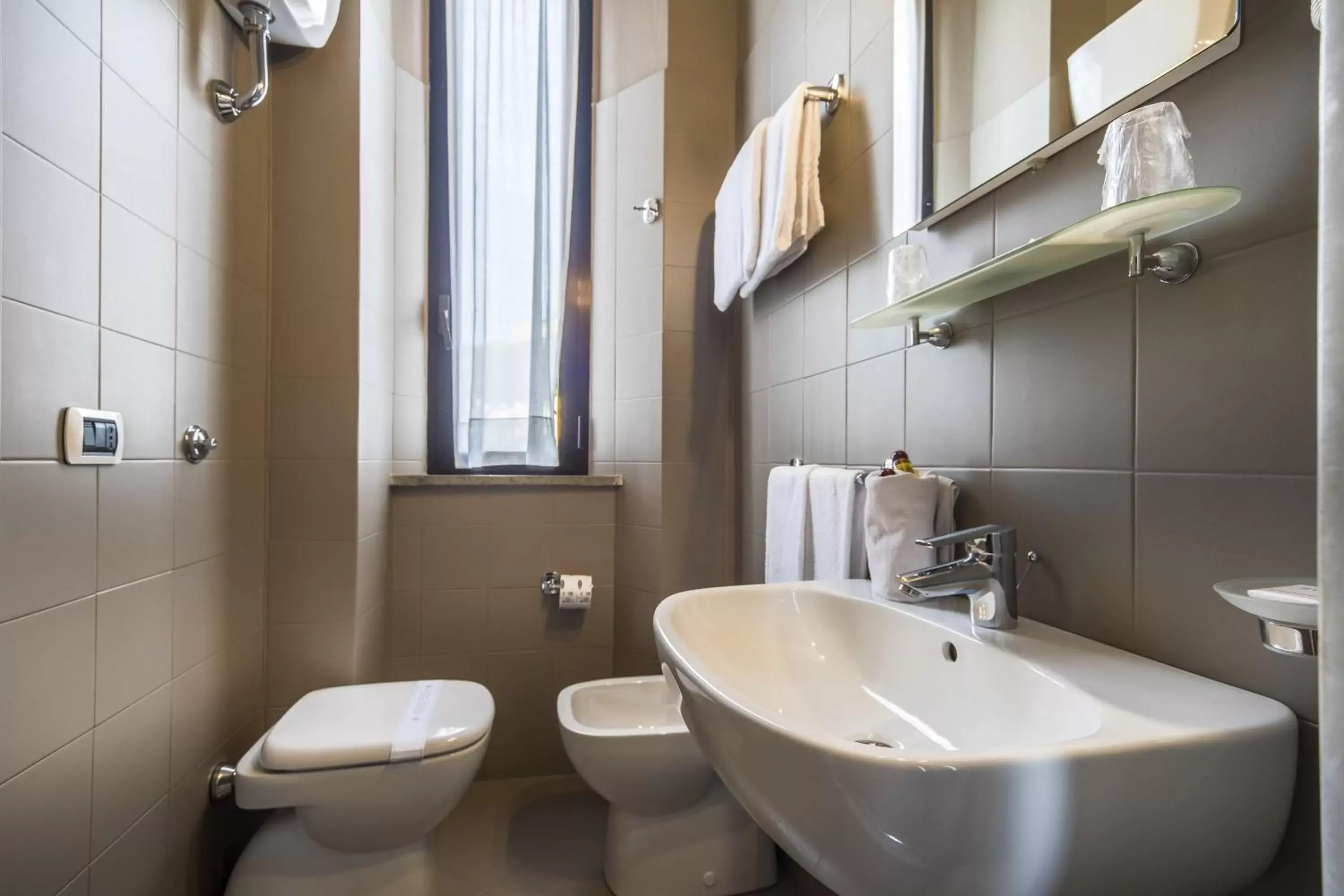 Decorative detail, Bathroom in Hotel Est Piombino