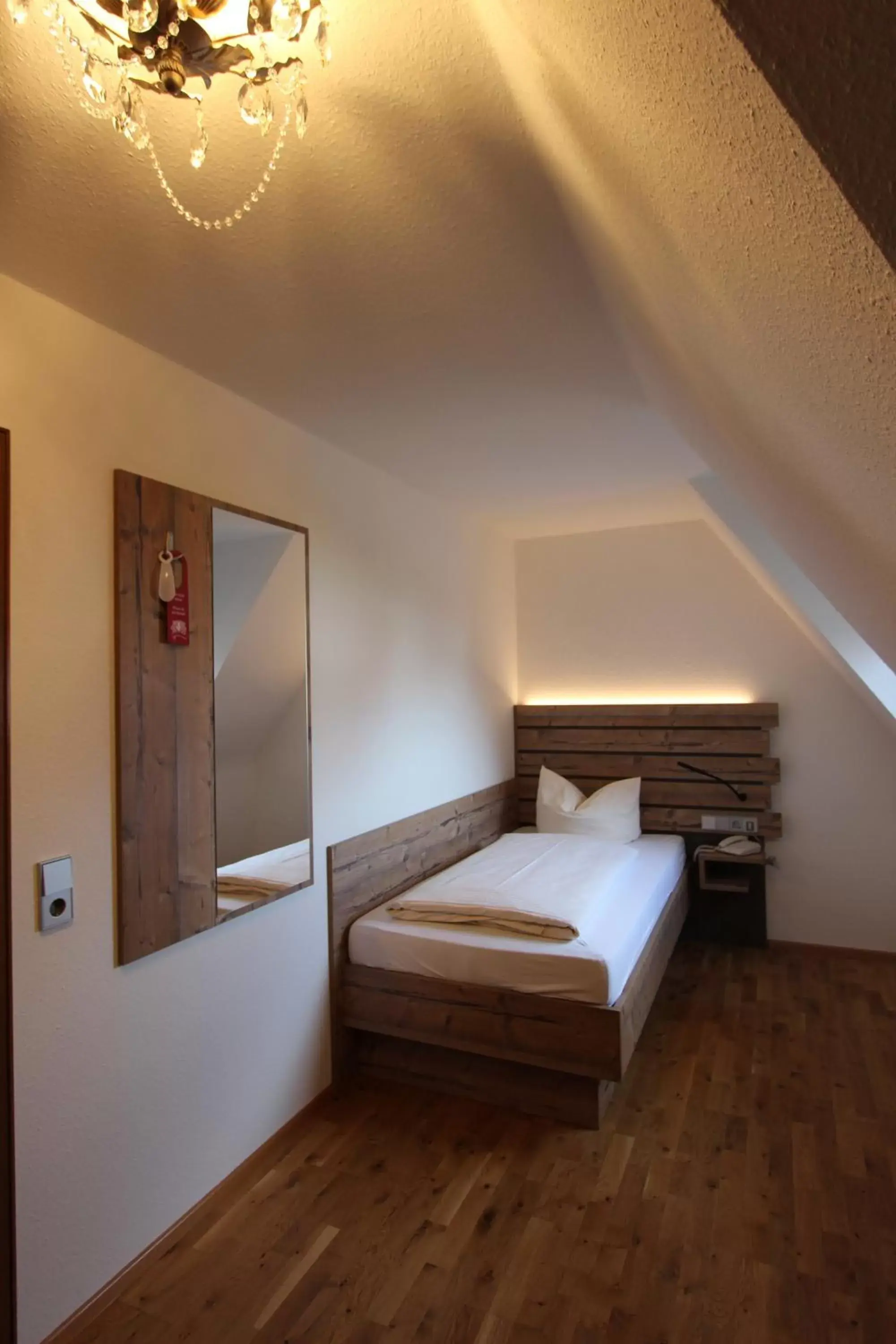 Bed in Hotel Gasthof Rössle