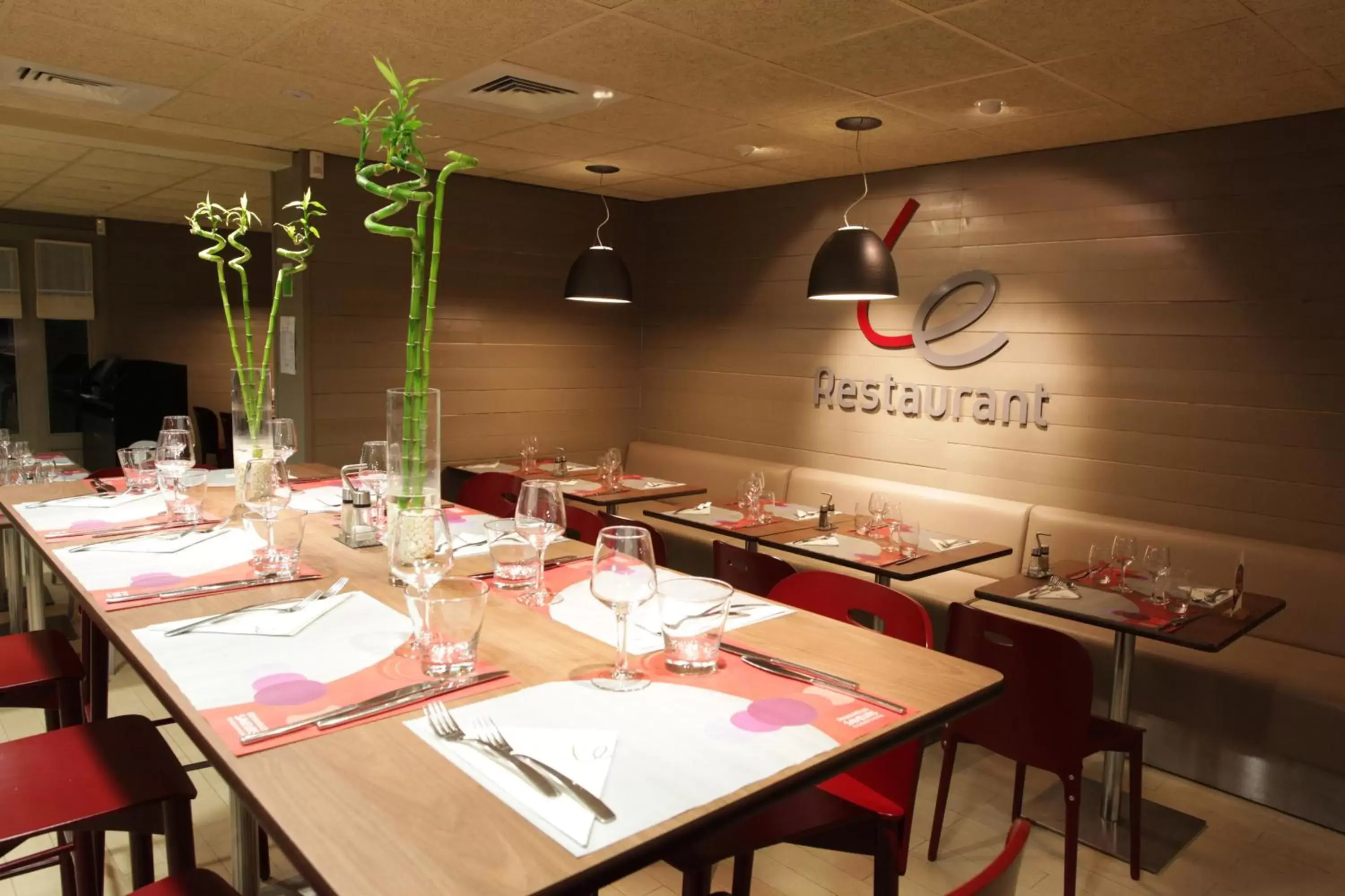 Restaurant/Places to Eat in Hotel Campanile Besançon Nord Ecole Valentin