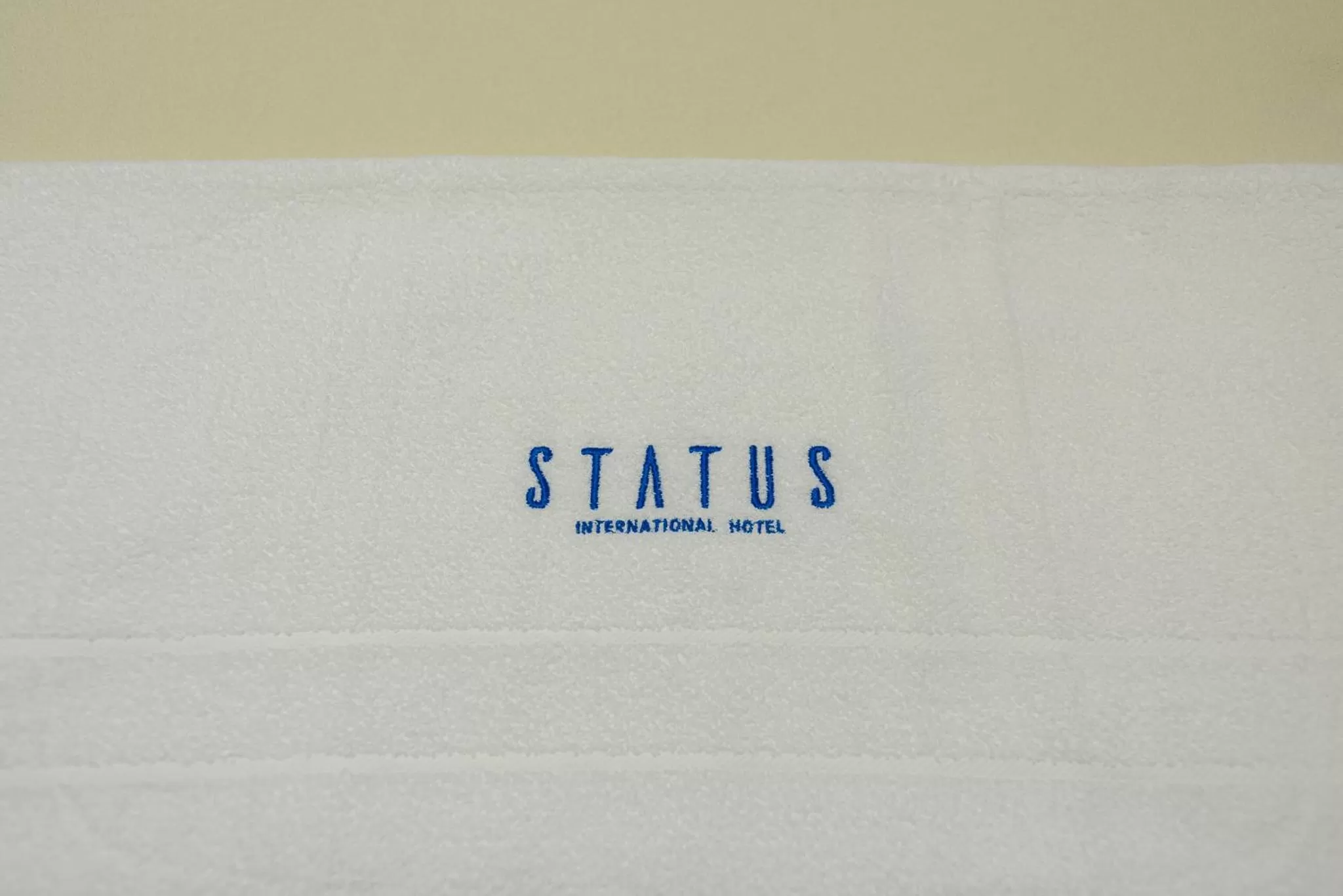 Breakfast, Property Logo/Sign in Status International Hotel