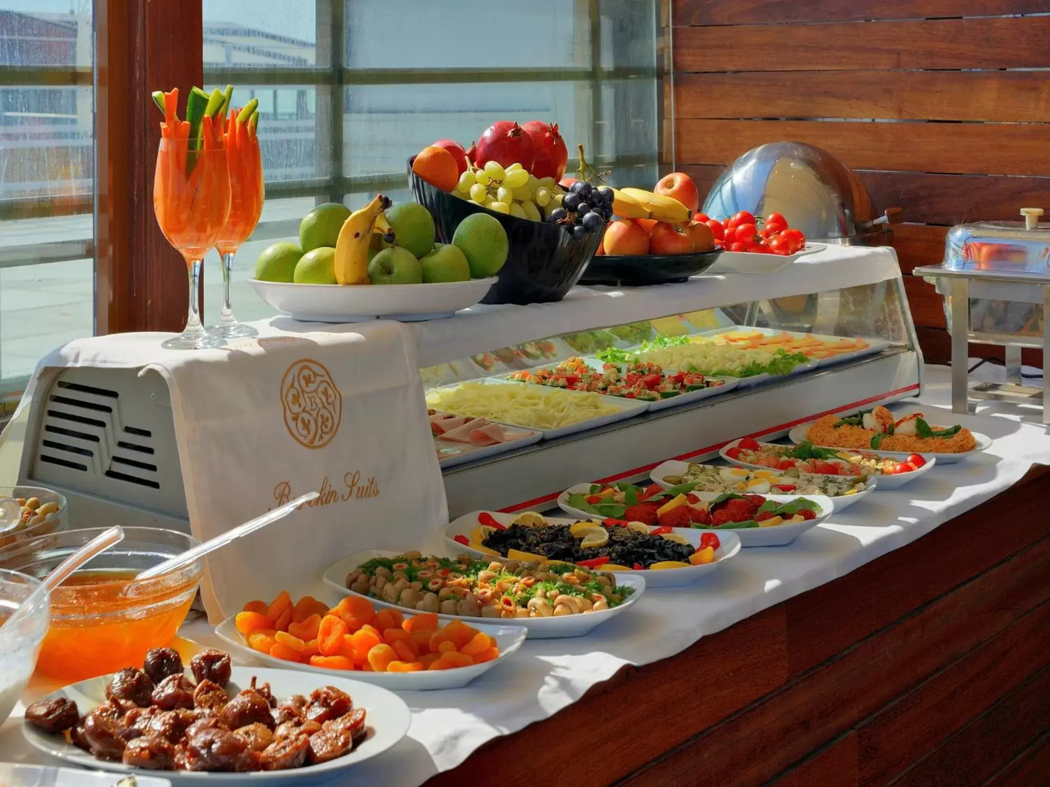 Restaurant/places to eat in Burckin Hotel Restaurant/places to eat in Burckin Hotel