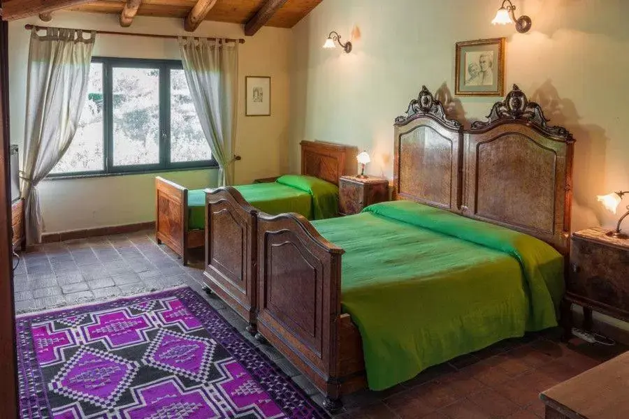 Bed in Bed and Breakfast Il Glicine