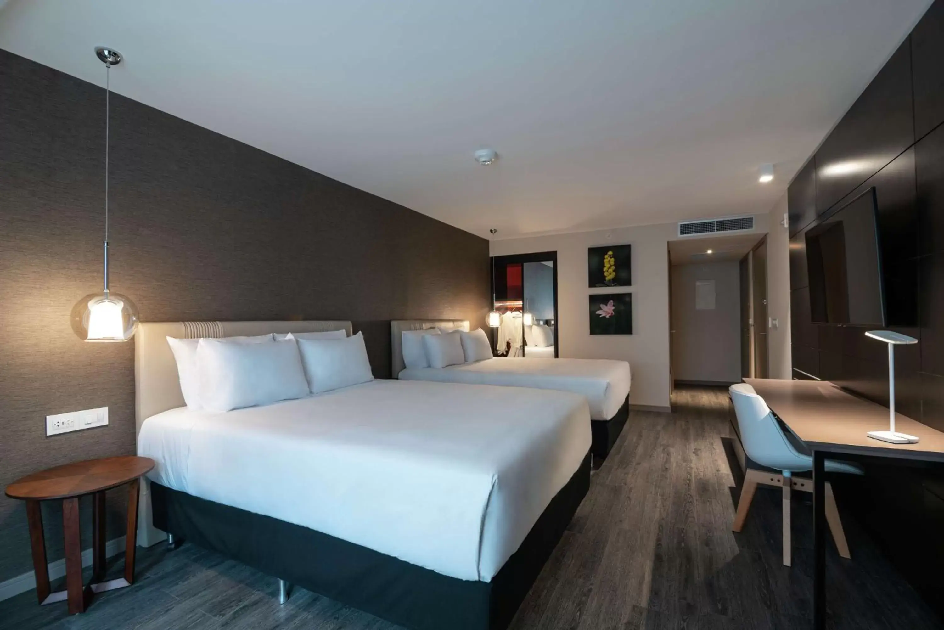 Bedroom, Bed in Soro Montevideo, Curio Collection By Hilton