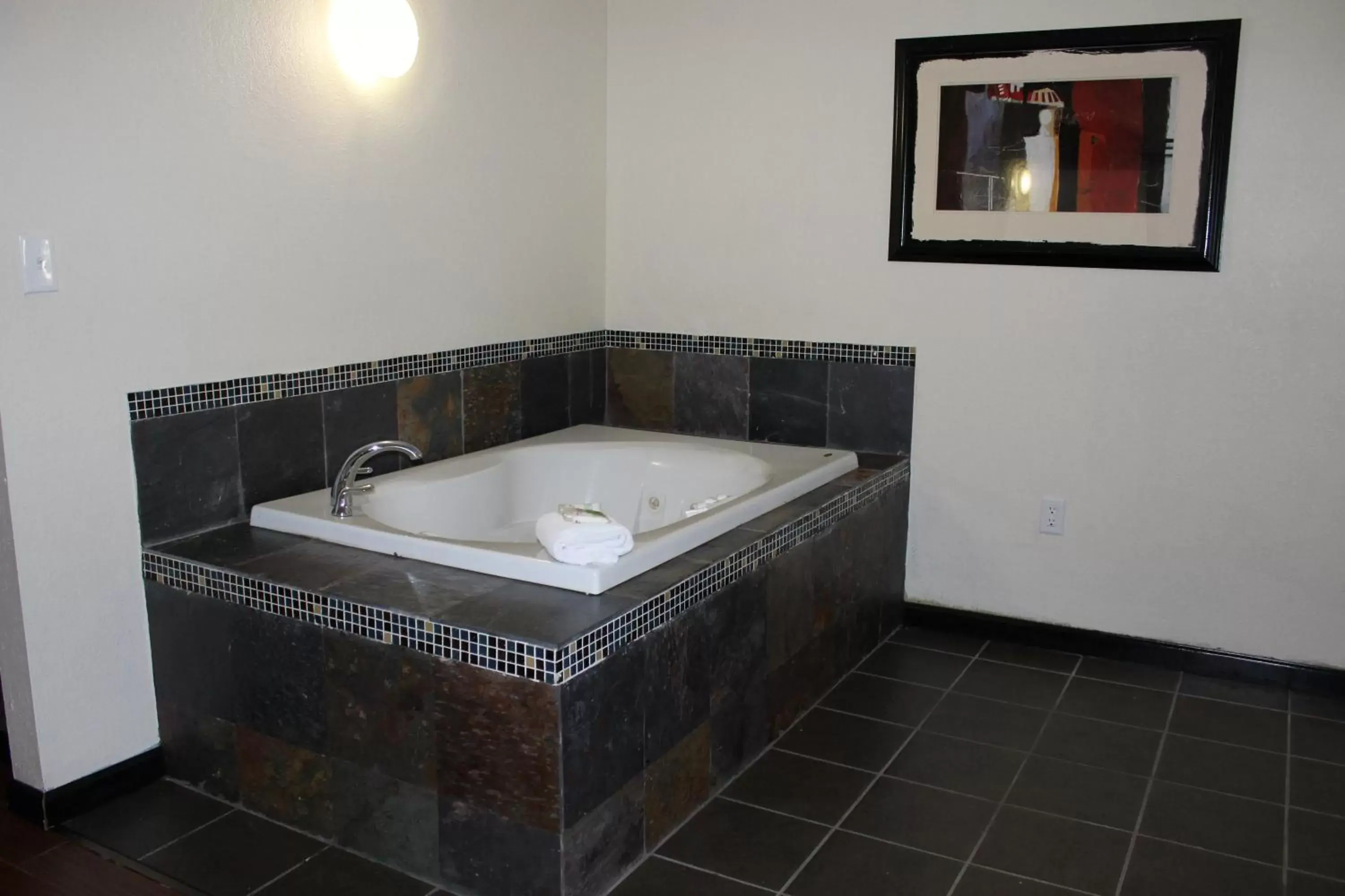 Spa and wellness centre/facilities, Bathroom in Araamda Inn