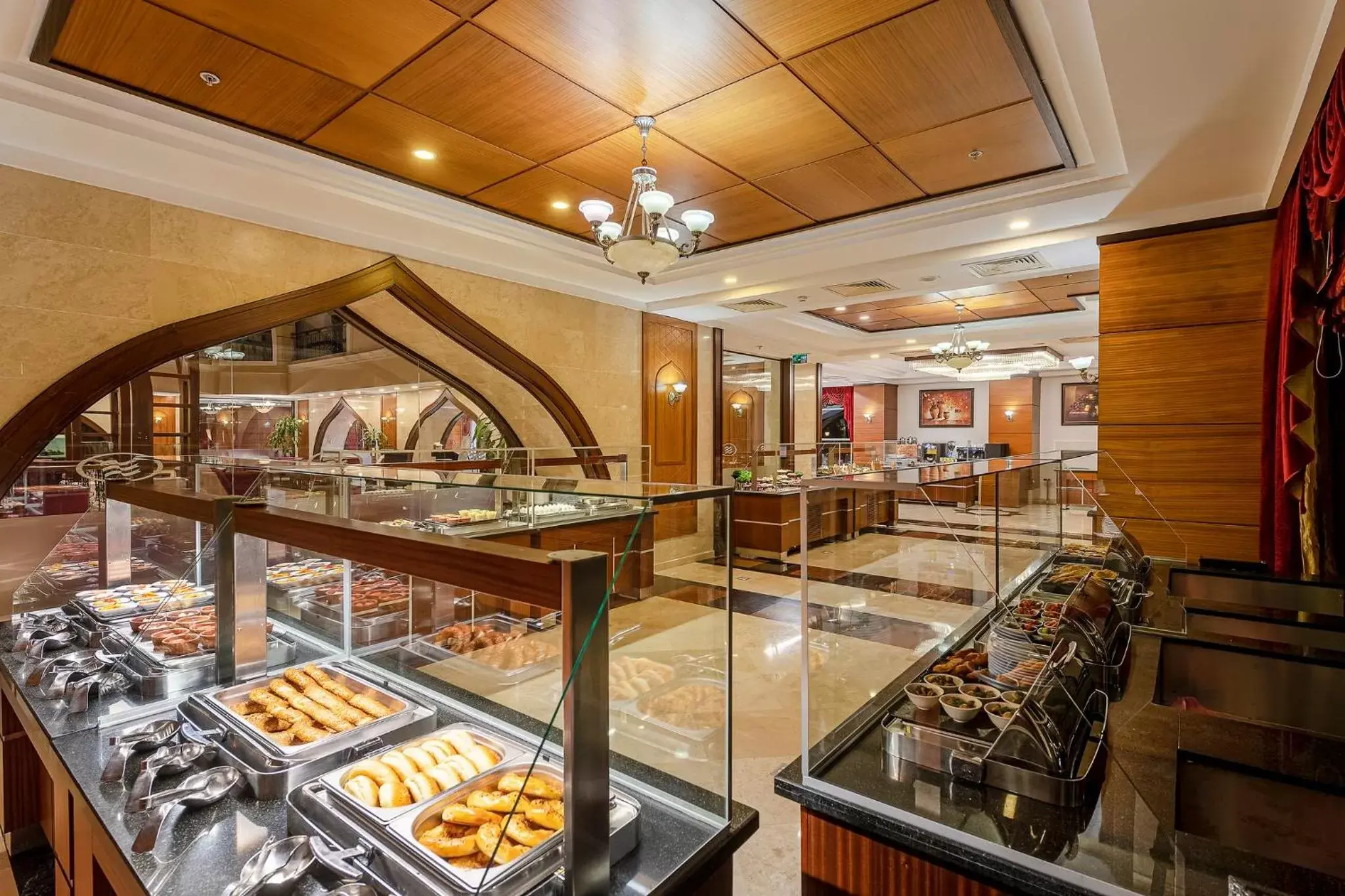 Restaurant/Places to Eat in Crowne Plaza Antalya, an IHG Hotel