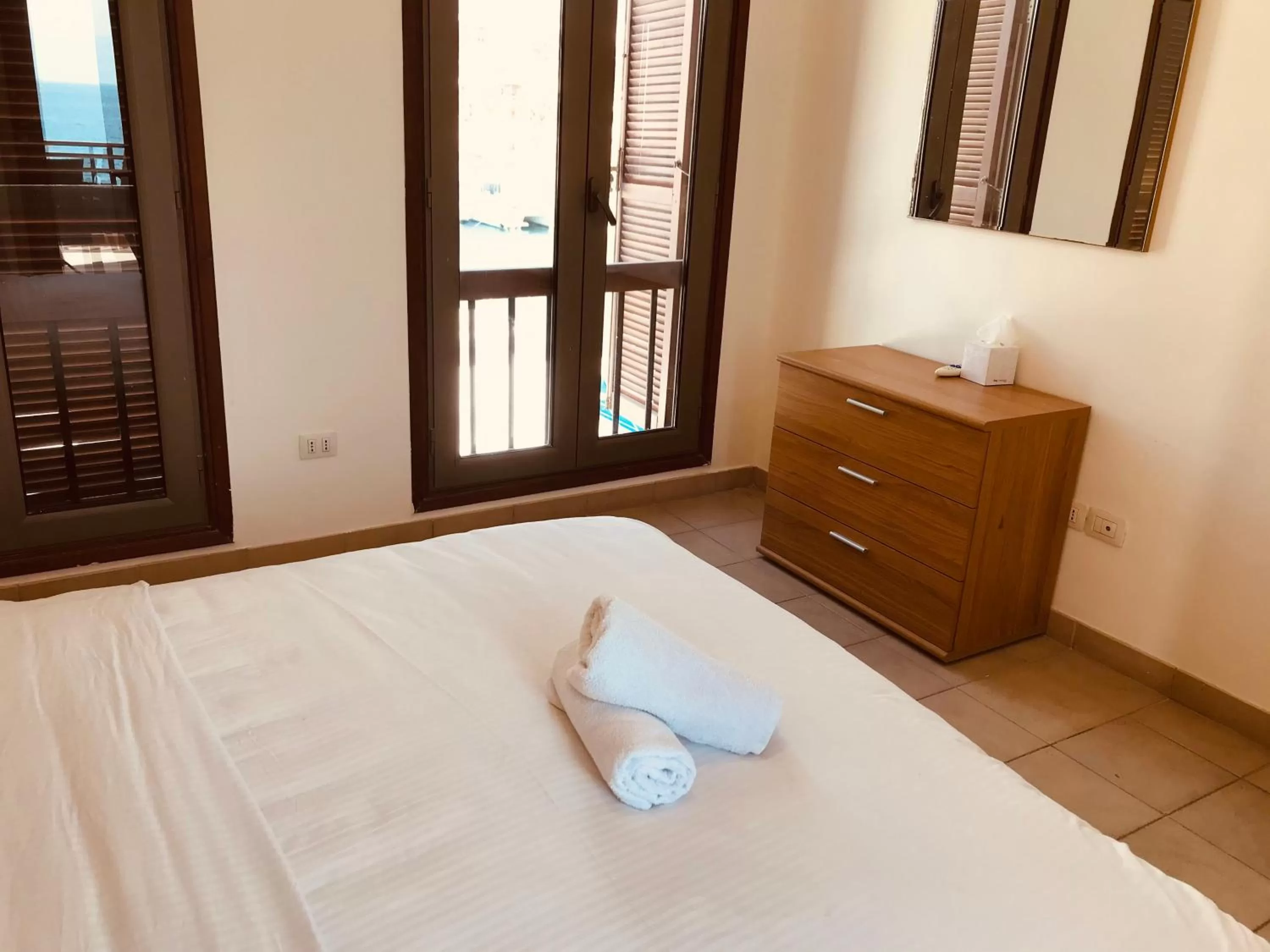 Bed in Tala Bay Residence - Families Only