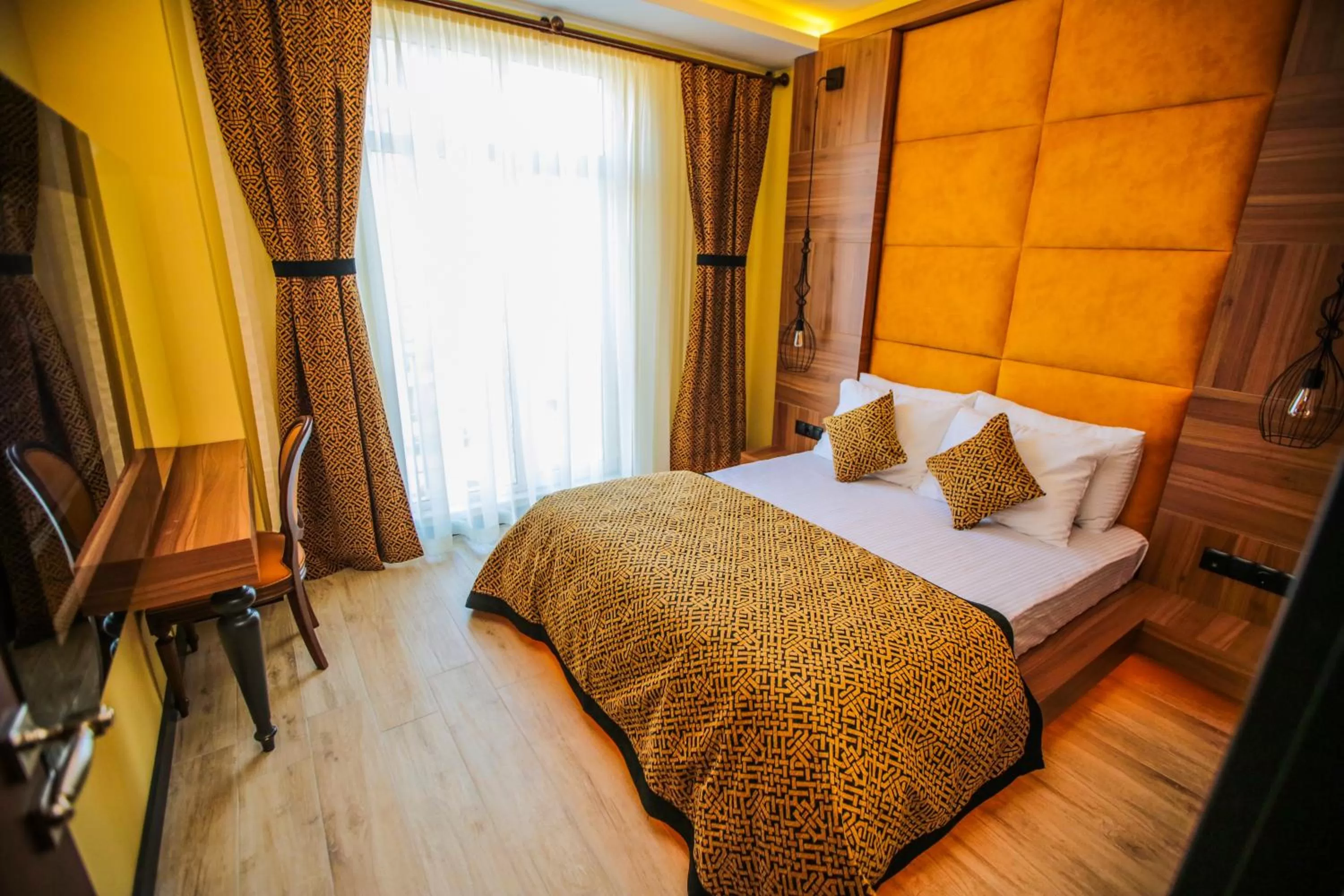 Bed in Borapark Otel