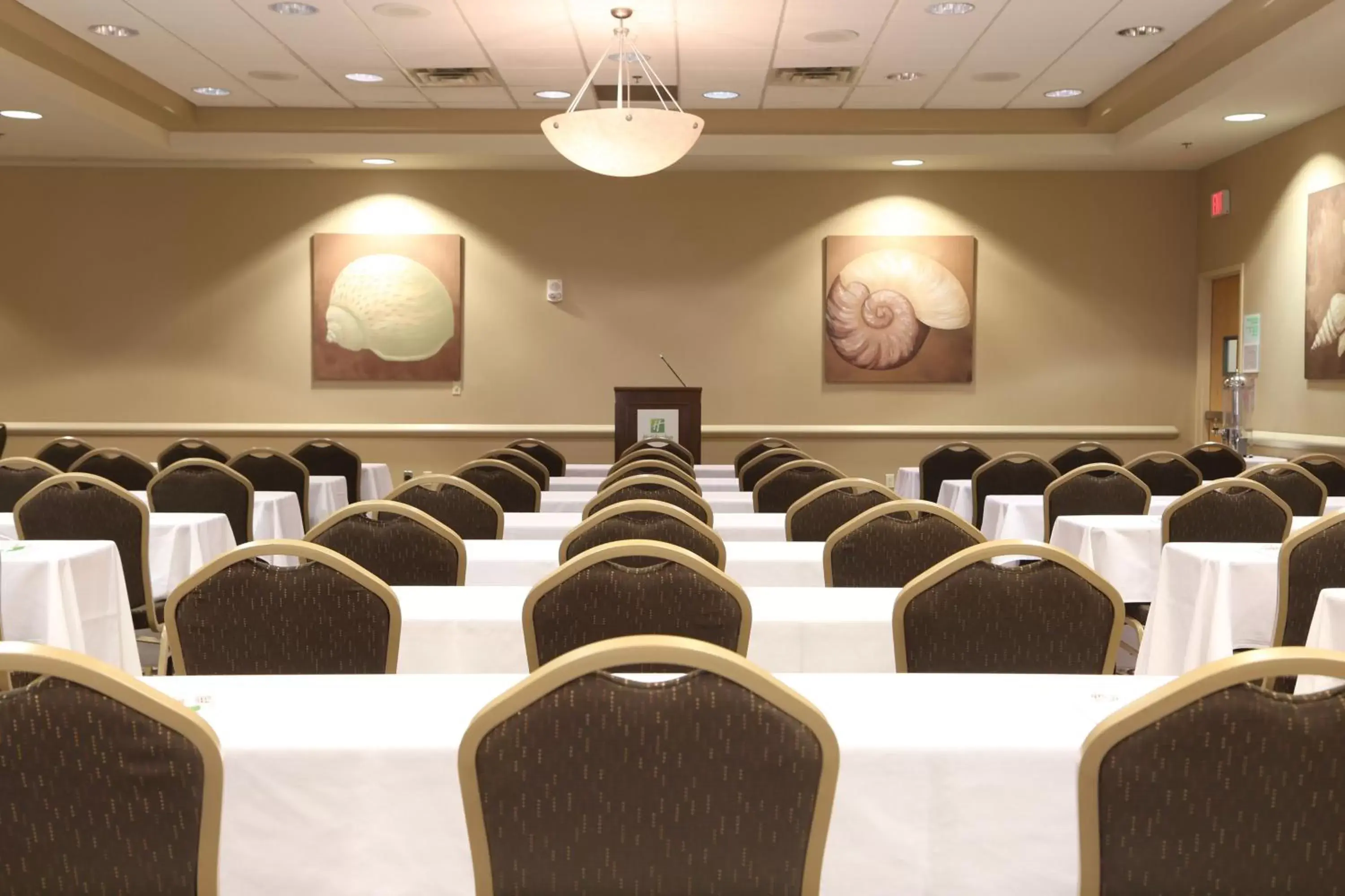 Meeting/conference room in Holiday Inn Ocean City, an IHG Hotel