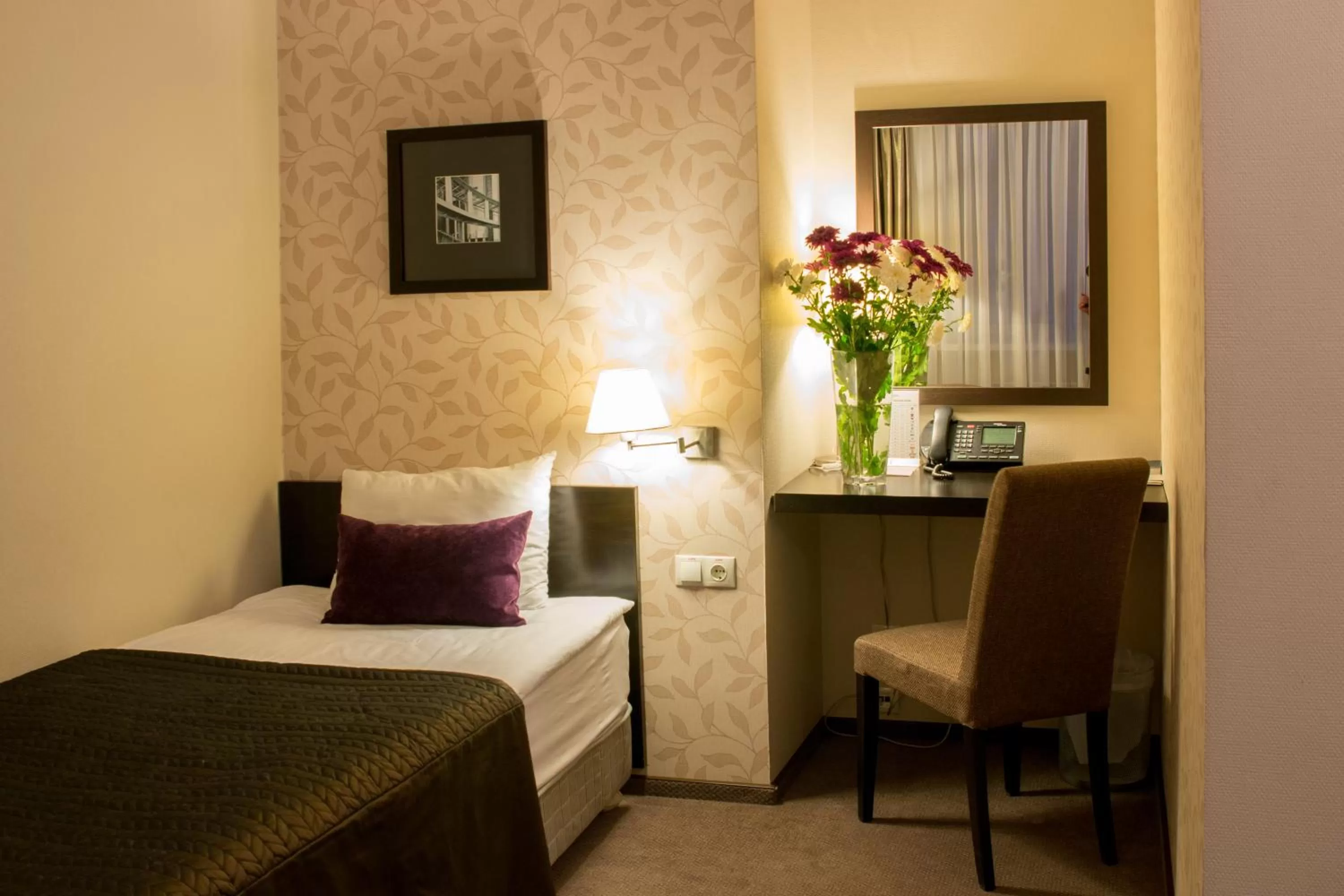 Photo of the whole room, Bed in RiverSide- Hotel and MICE