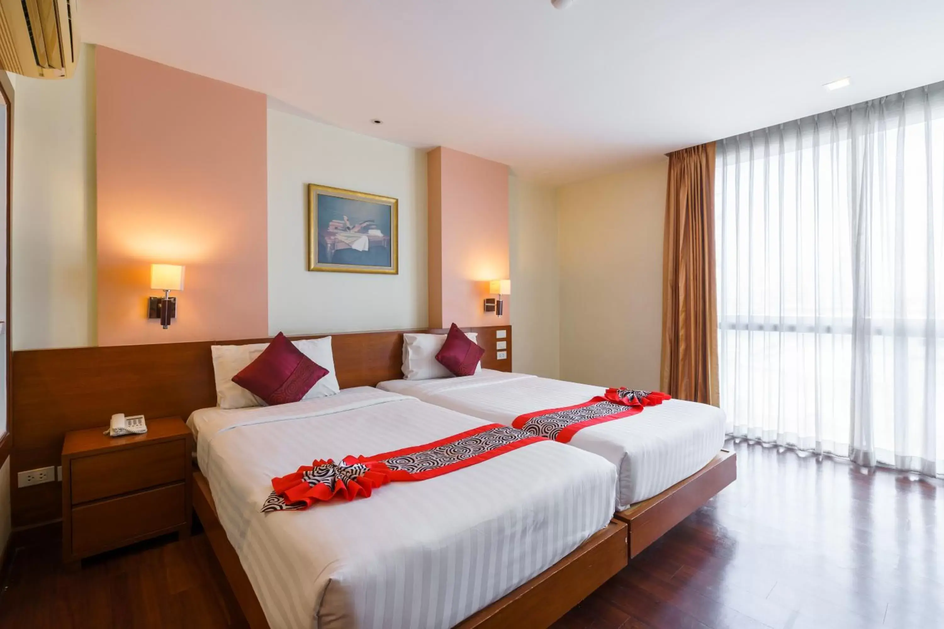 Bed in Lantana Resort Hotel Bangkok