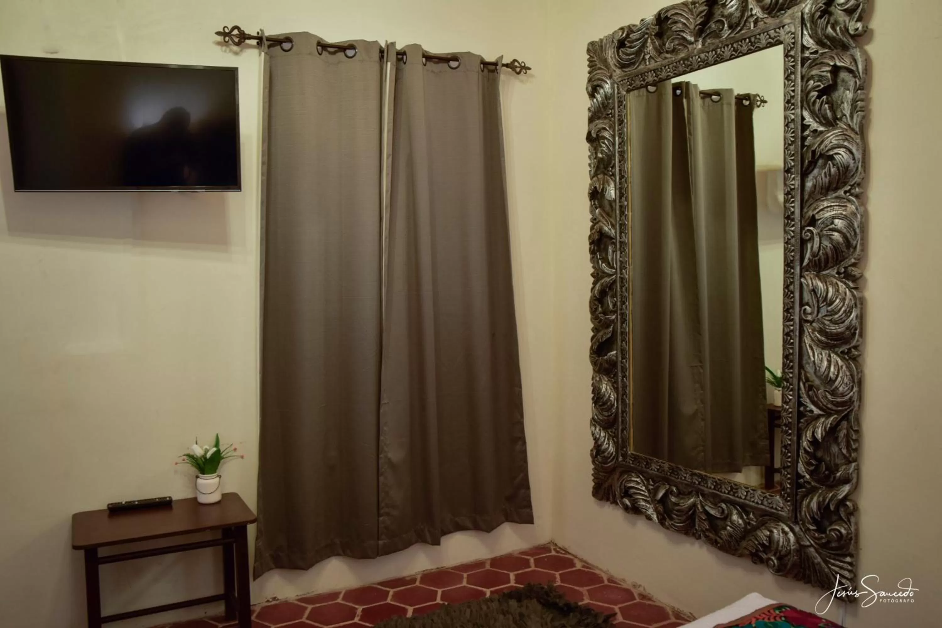 Del Centro Hotel Bernal