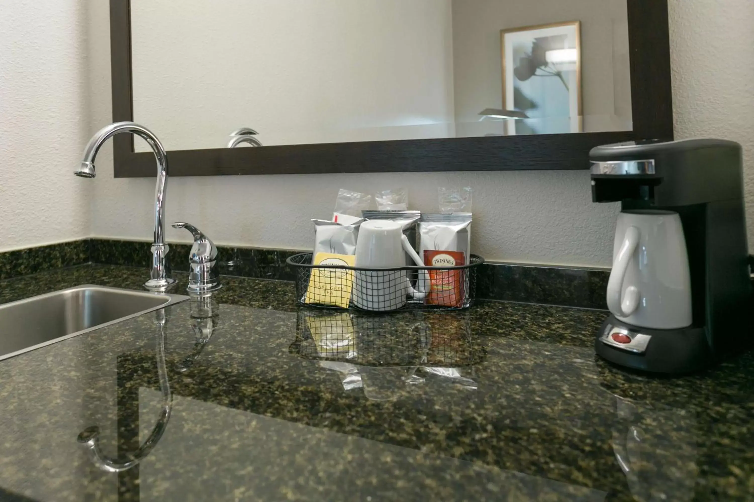 Photo of the whole room, Bathroom in Hyatt Place Nashville Franklin Cool Springs