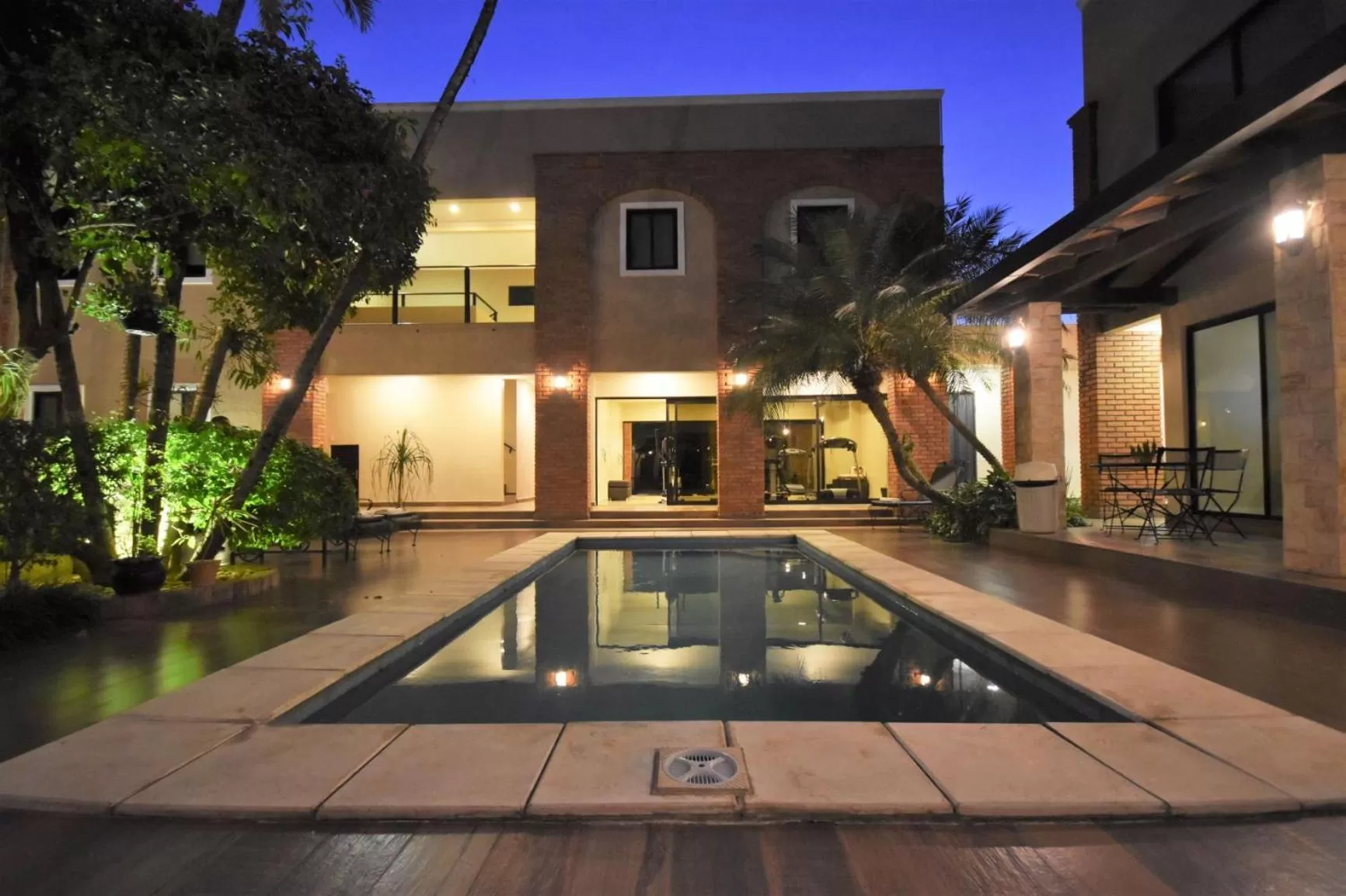 Night in Posada del Cielo