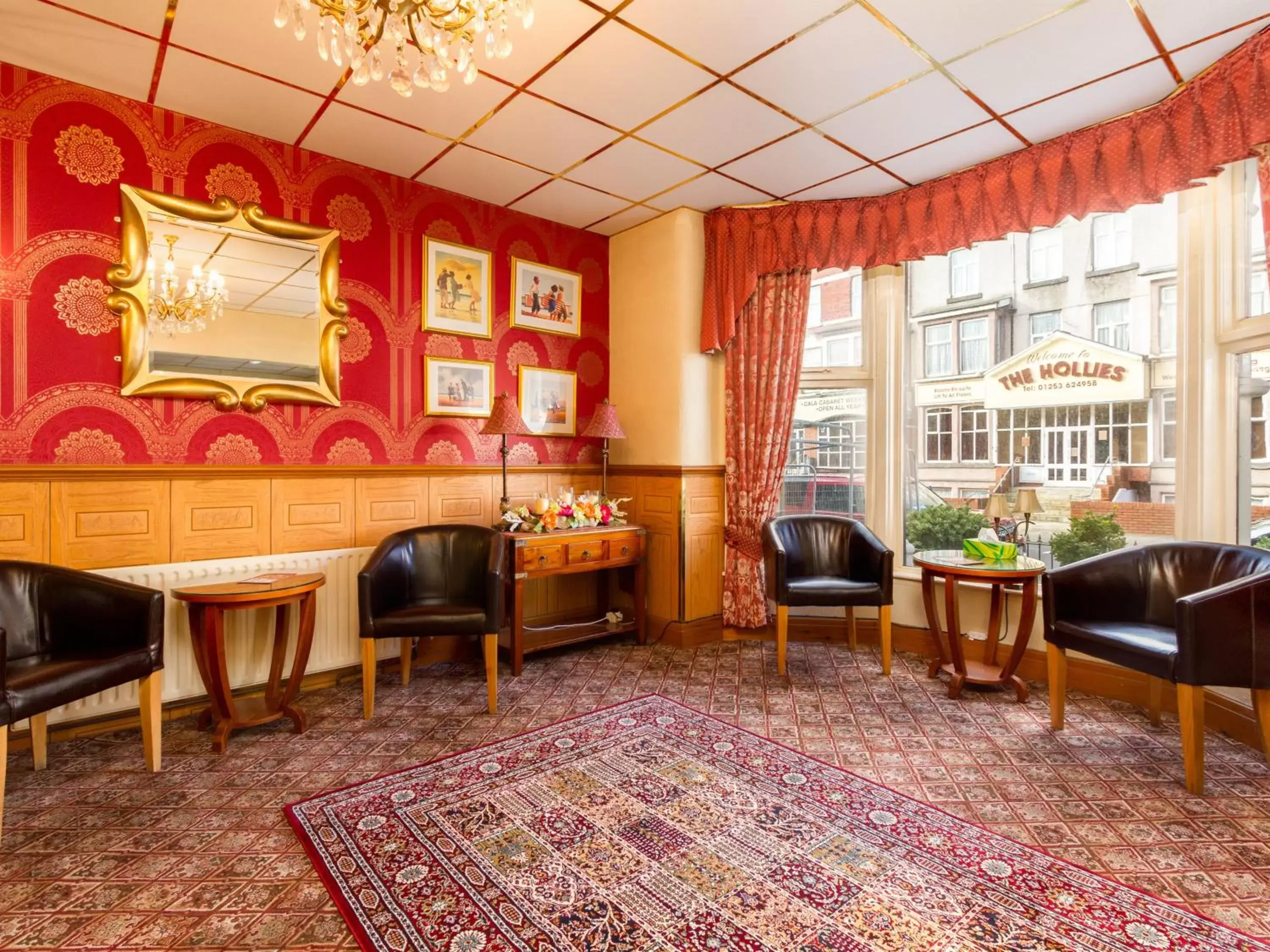 Living room in Oak Lea Hotel