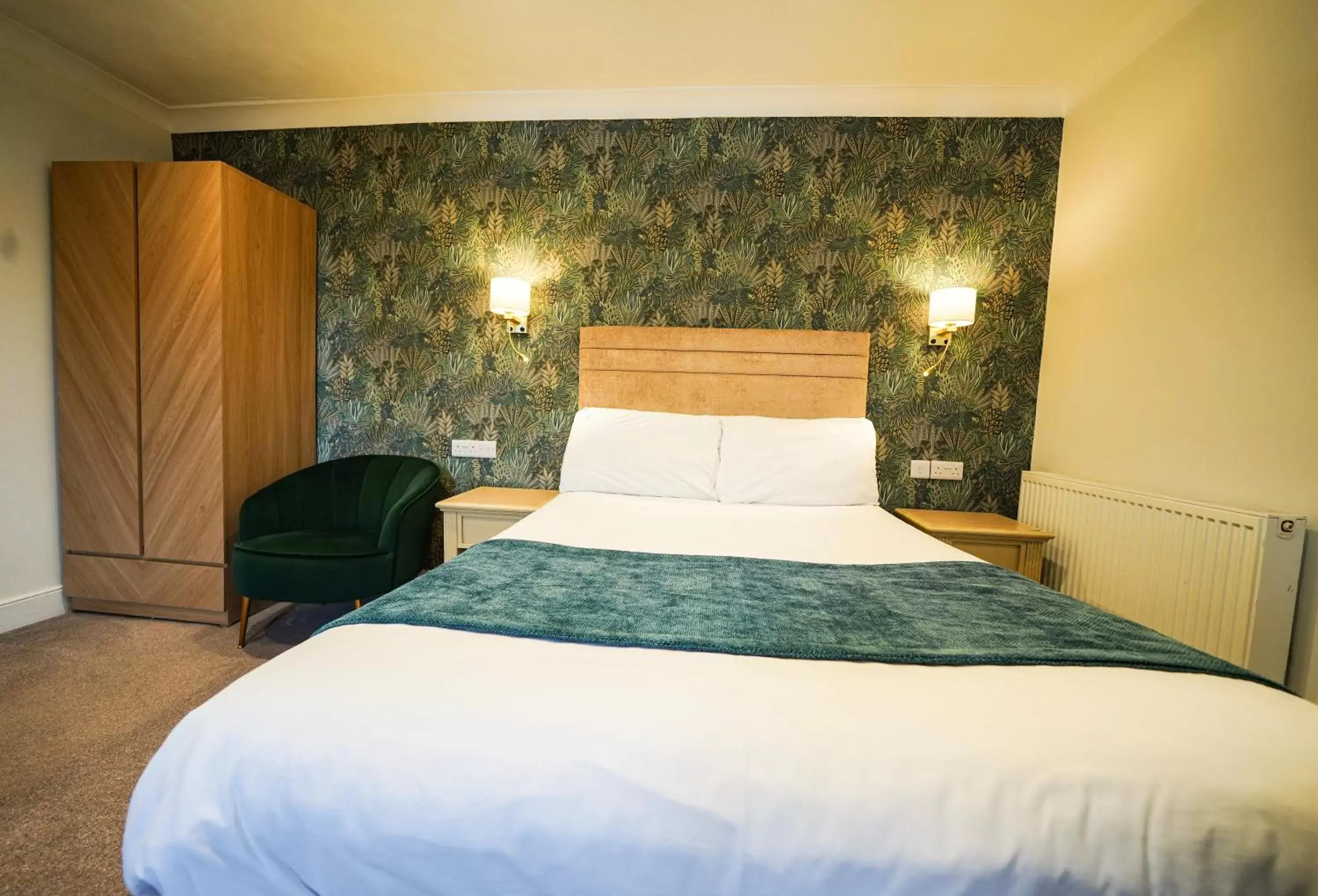 Bedroom, Bed in Gwydyr Hotel