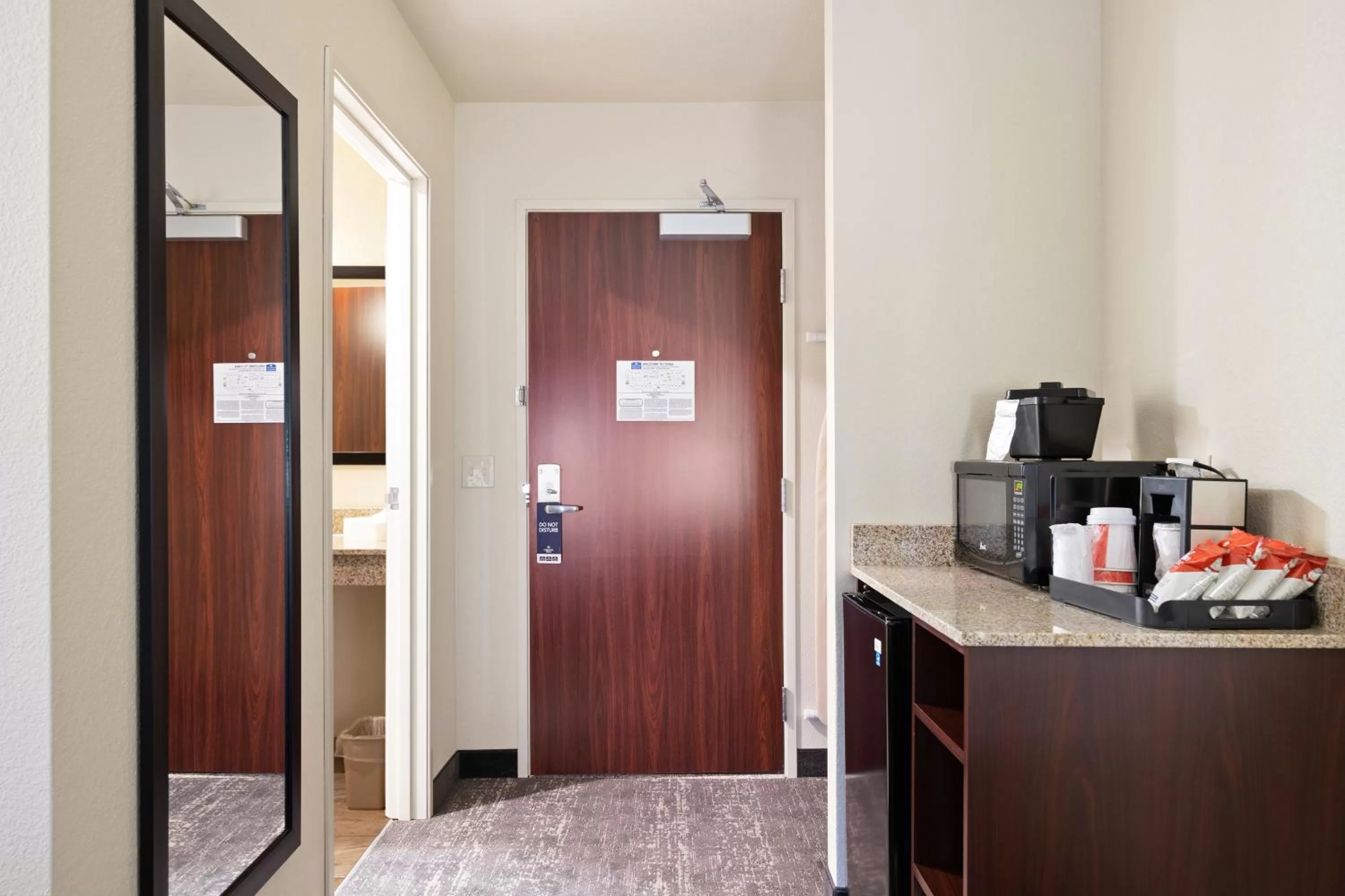 minibar in Cobblestone Inn & Suites - Yuma