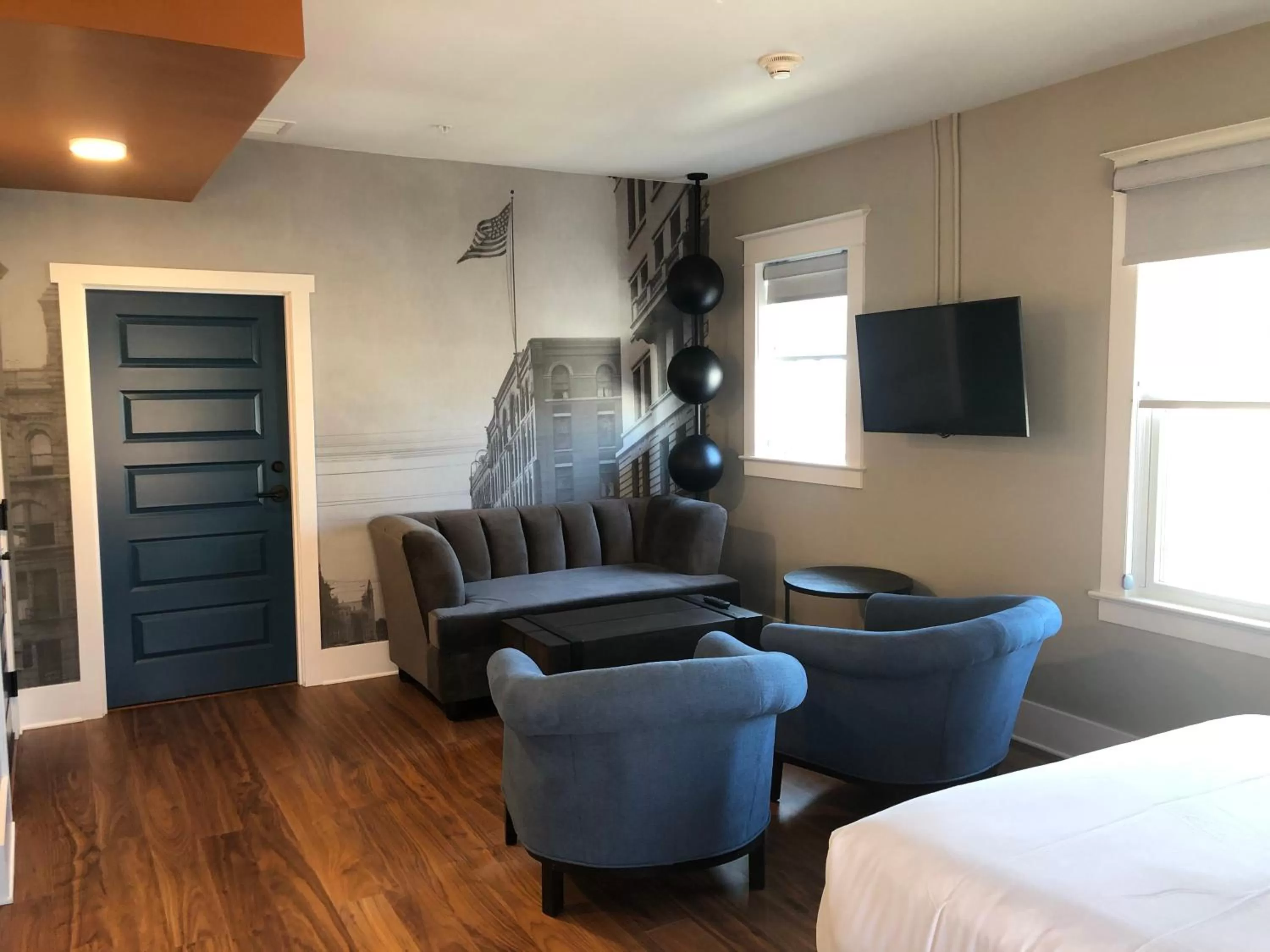 Photo of the whole room, Bed in Hotel Indigo Spokane Downtown by IHG