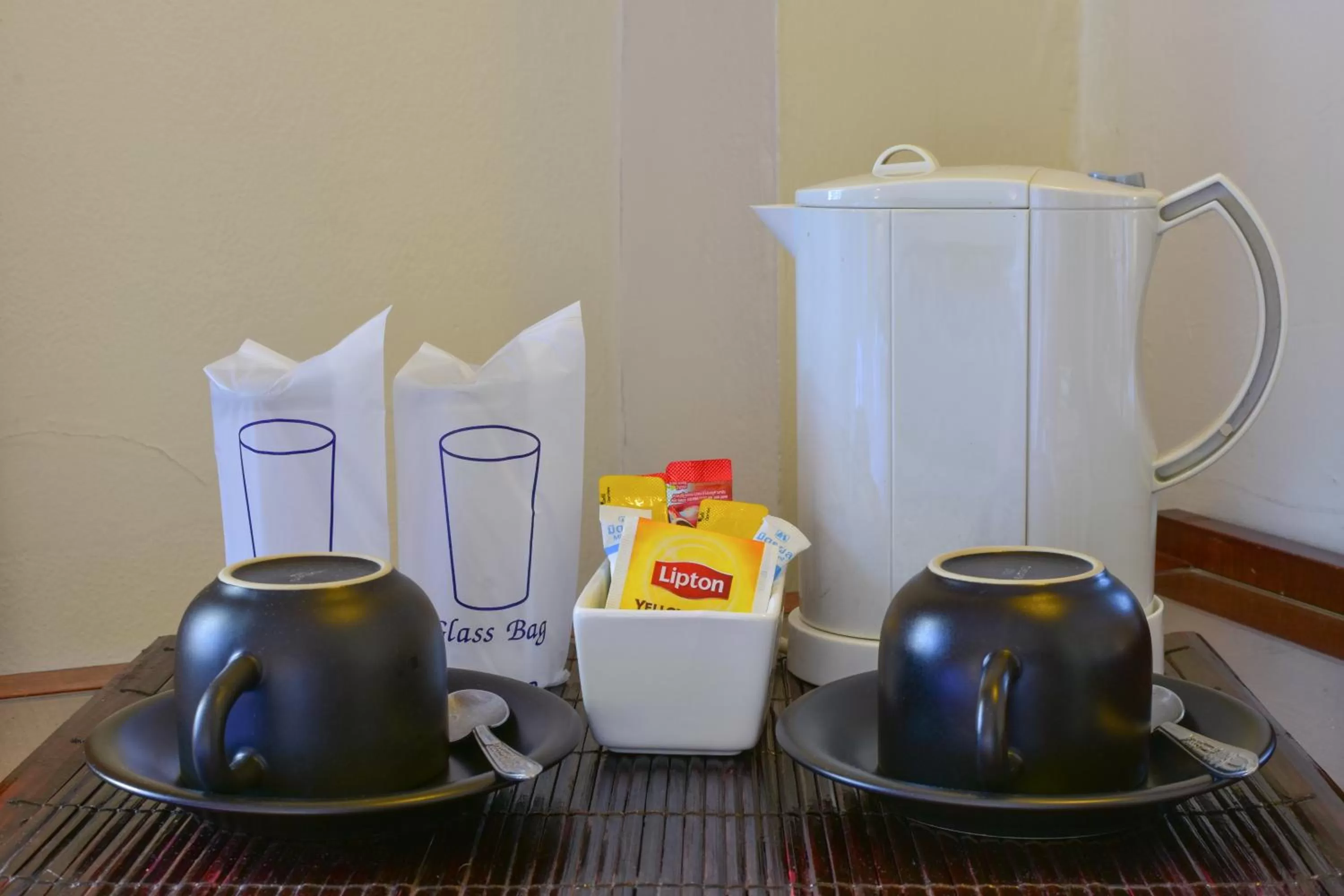 Coffee/tea facilities in Grand Business Inn