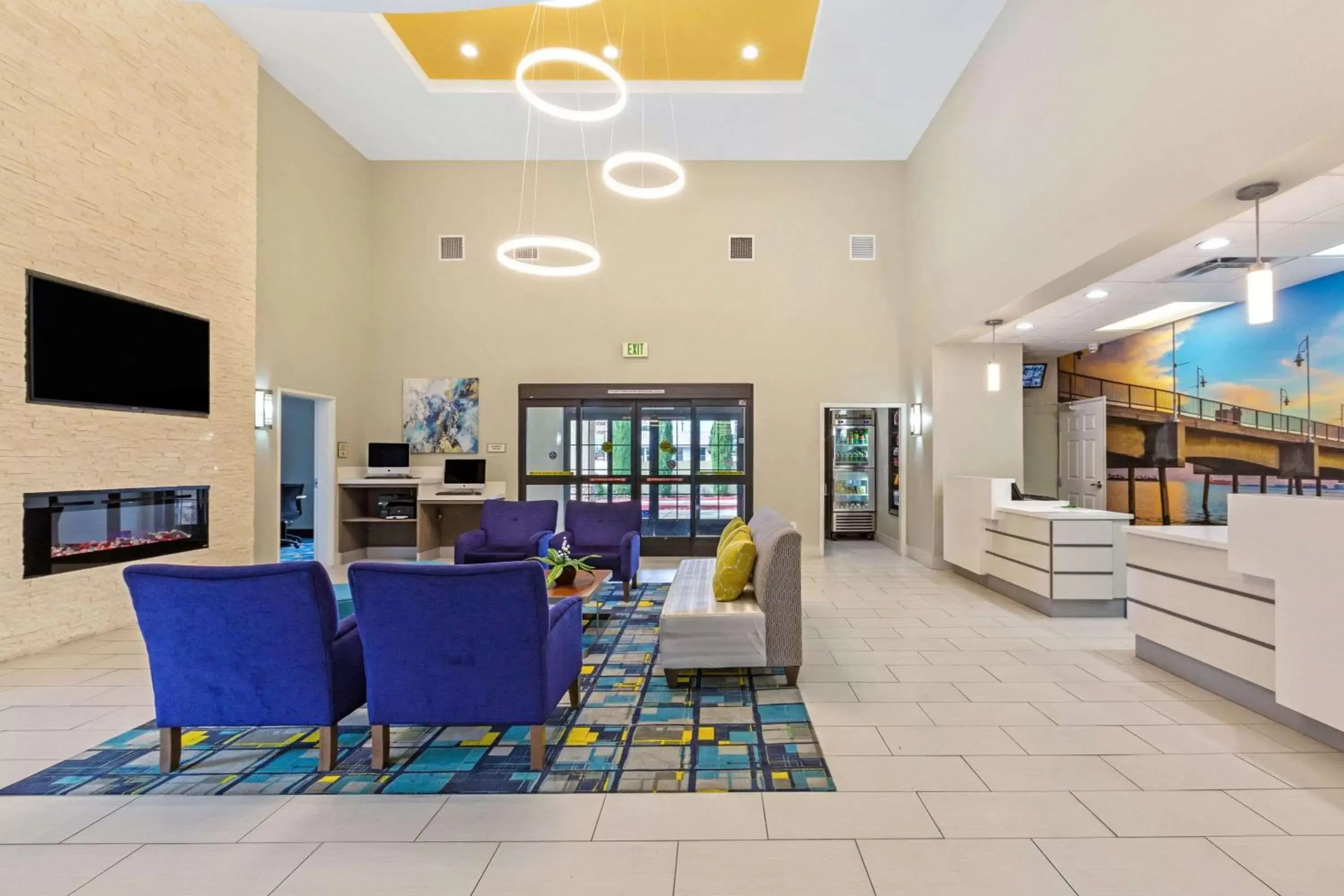 Lobby or reception, Lobby/Reception in La Quinta by Wyndham NE Long Beach/Cypress