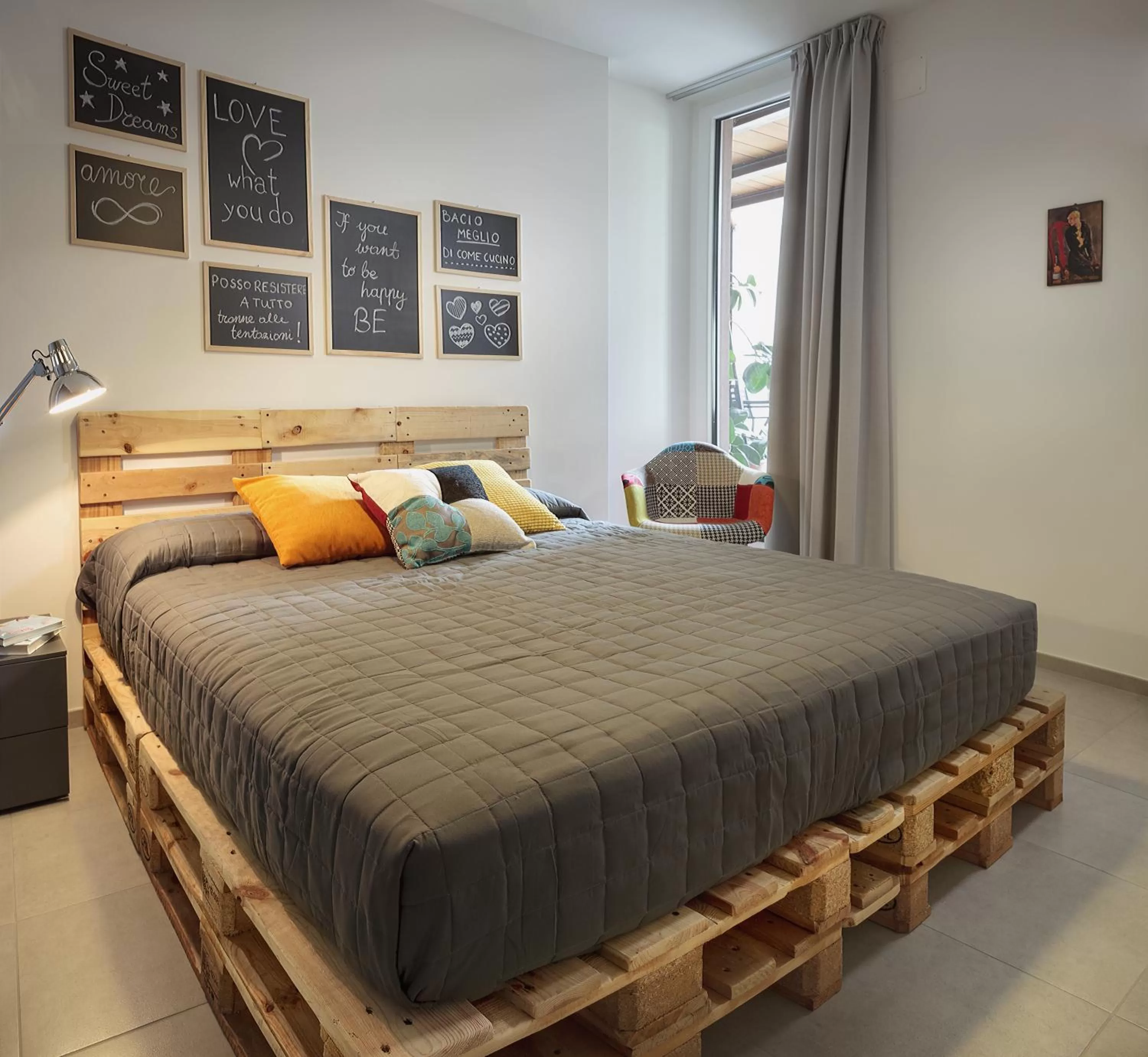 Day, Bed in Rivetto Suites