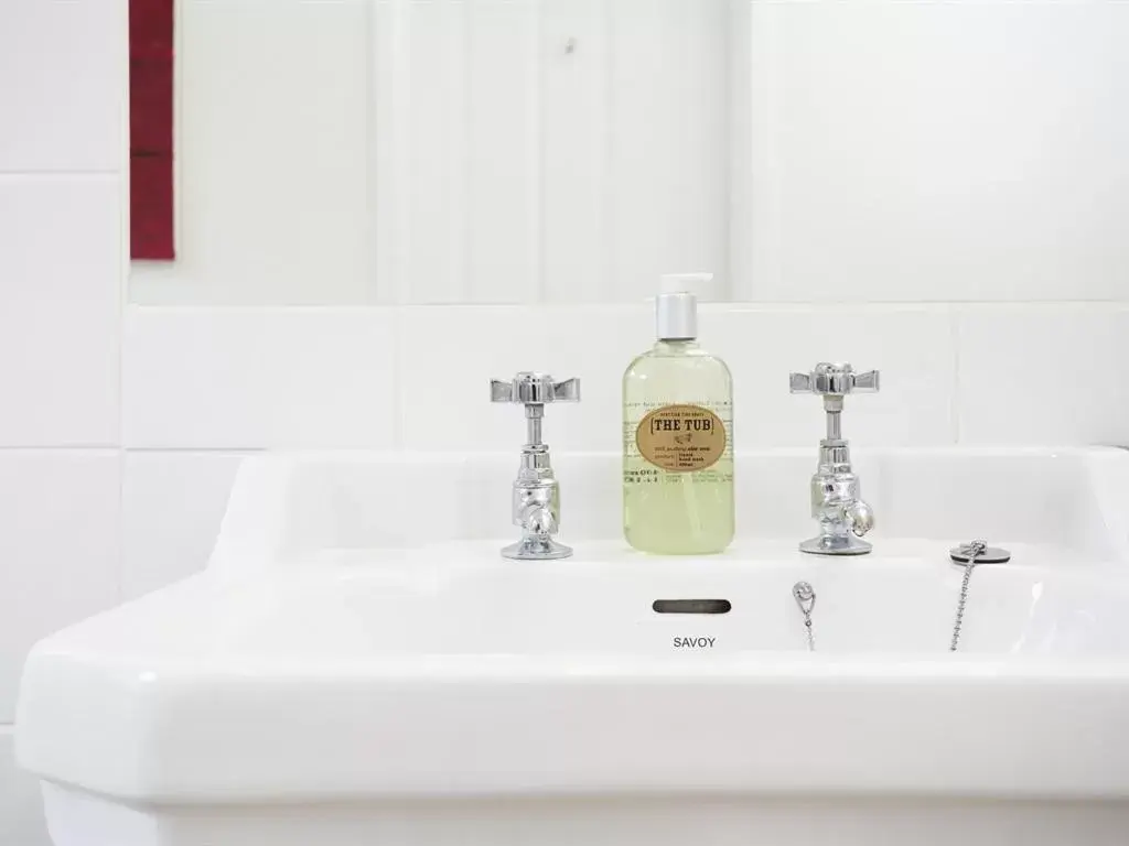 Bathroom in Somerville House