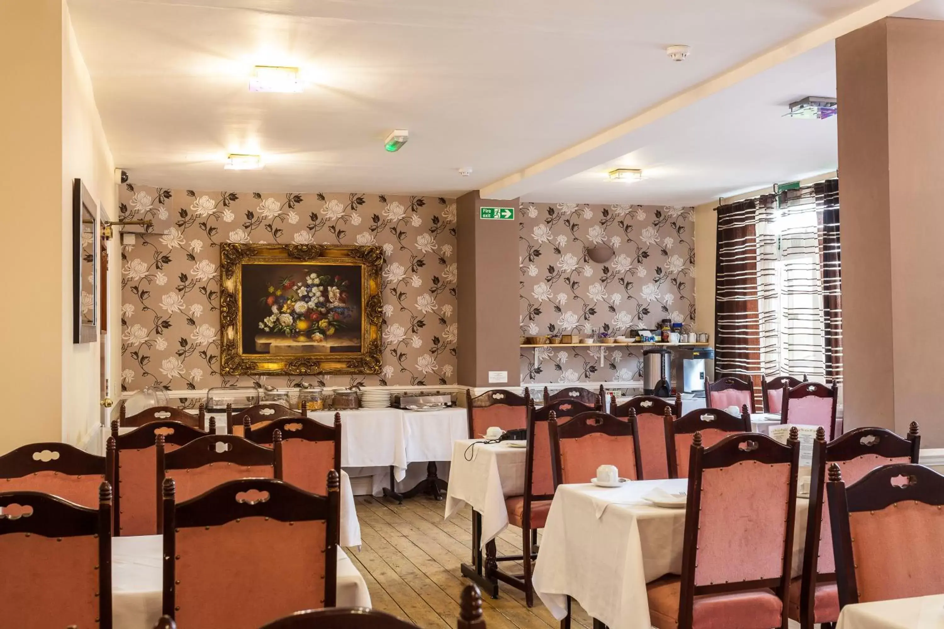 Restaurant/Places to Eat in Roseview Alexandra Palace Hotel