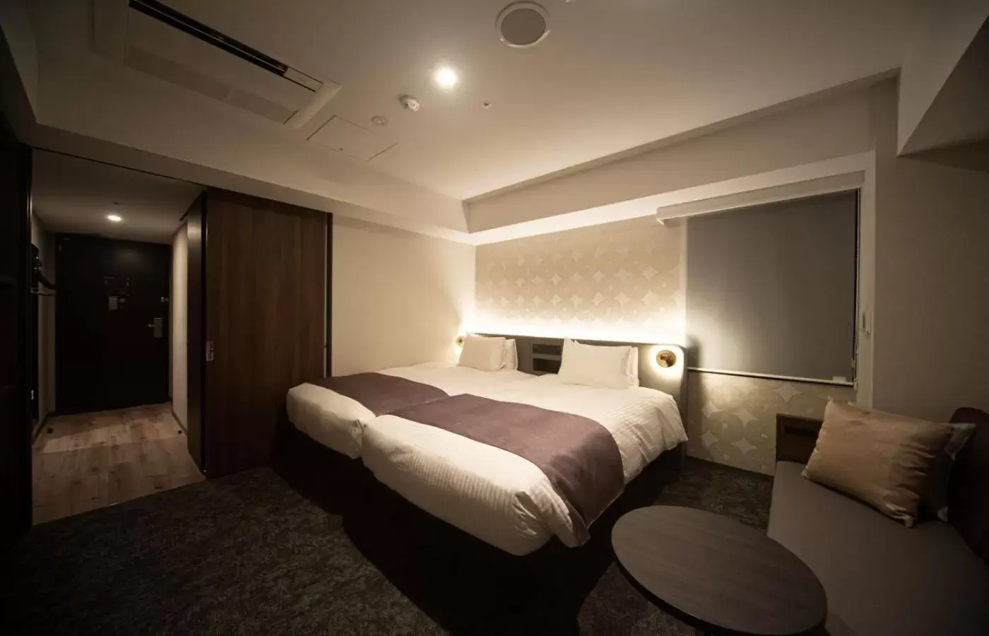 Photo of the whole room, Bed in GRIDS PREMIUM HOTEL OSAKA NAMBA