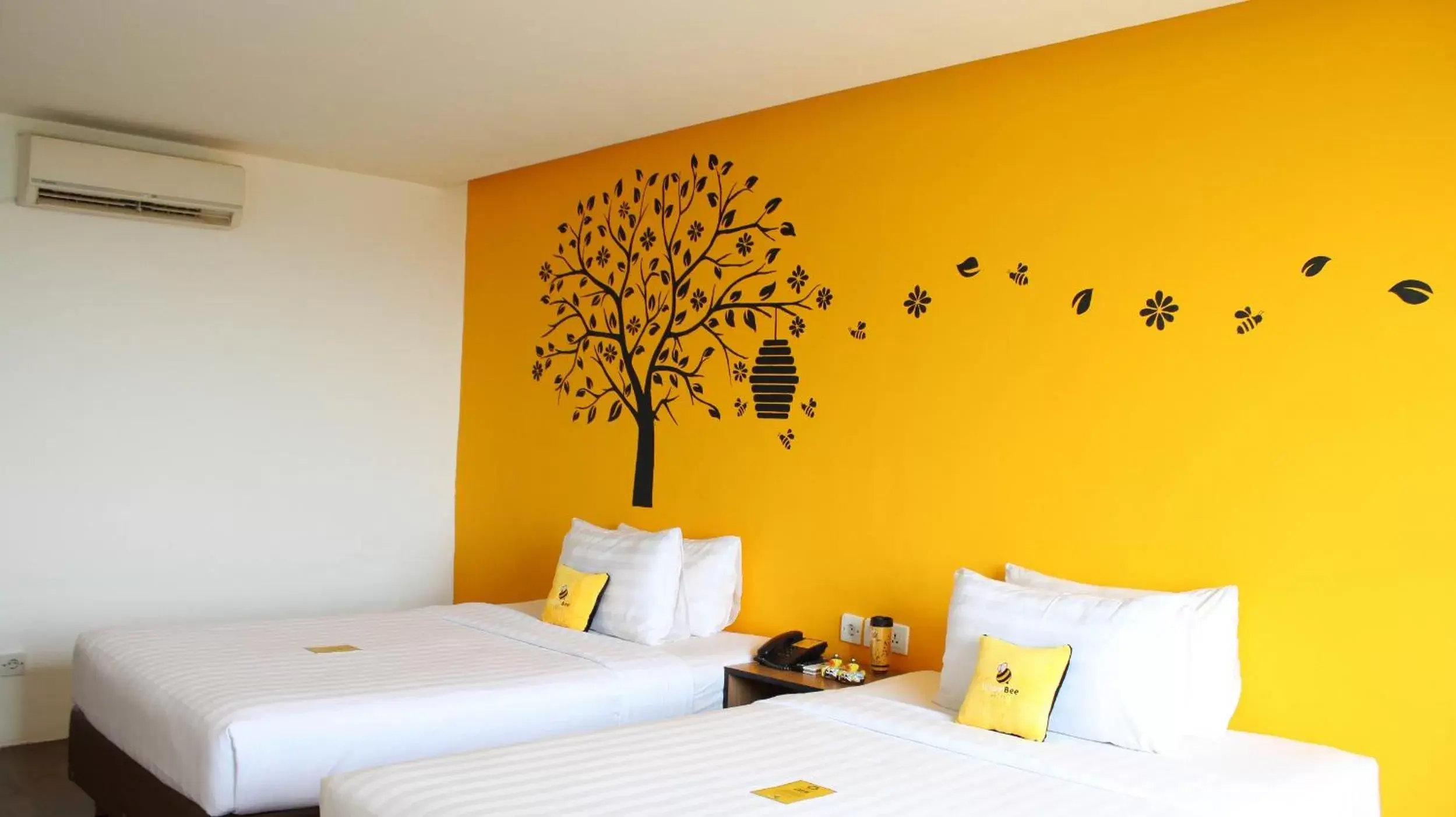 Bed in Yellow Bee Tangerang