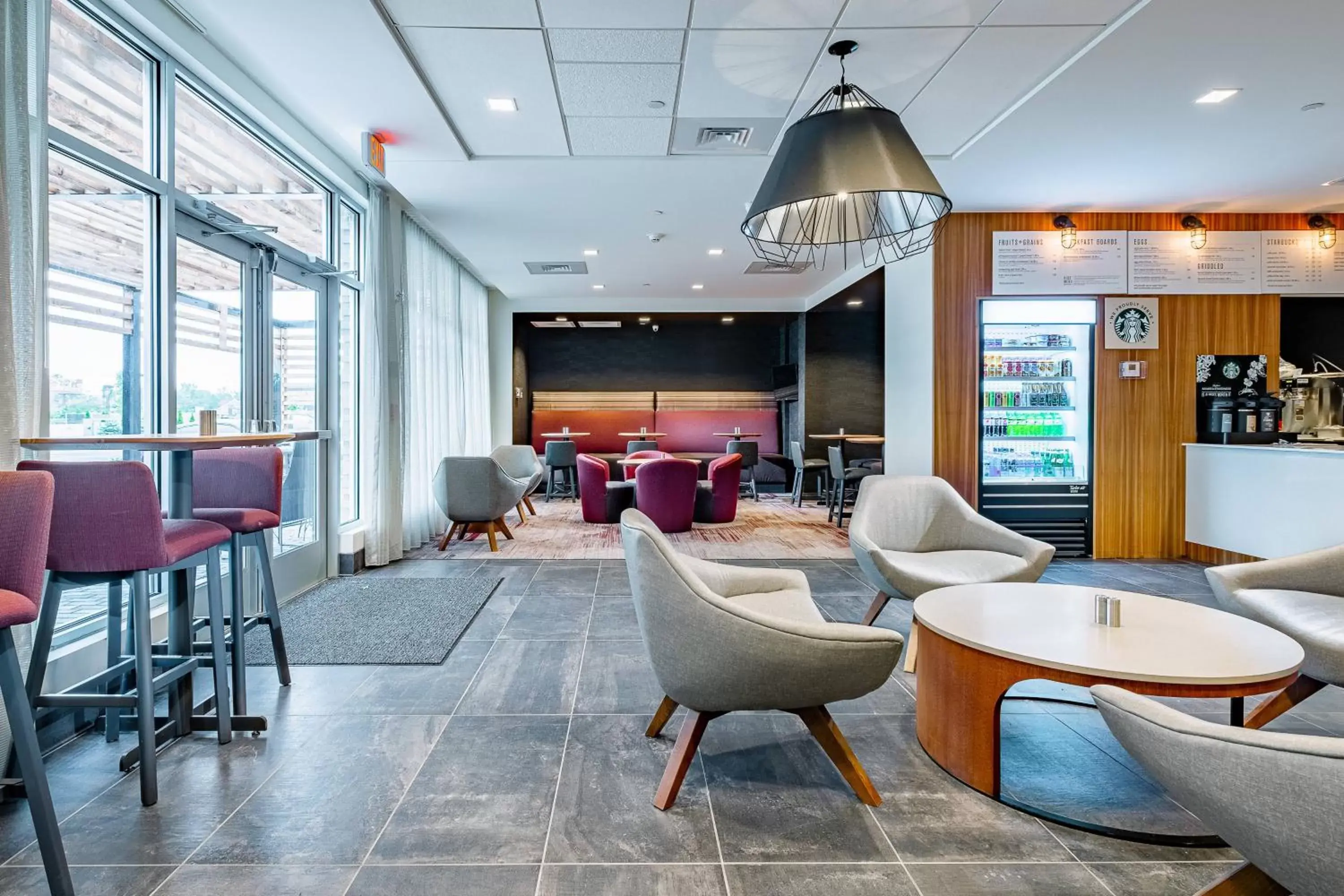 Lounge or bar, Lounge/Bar in Courtyard by Marriott Toledo West