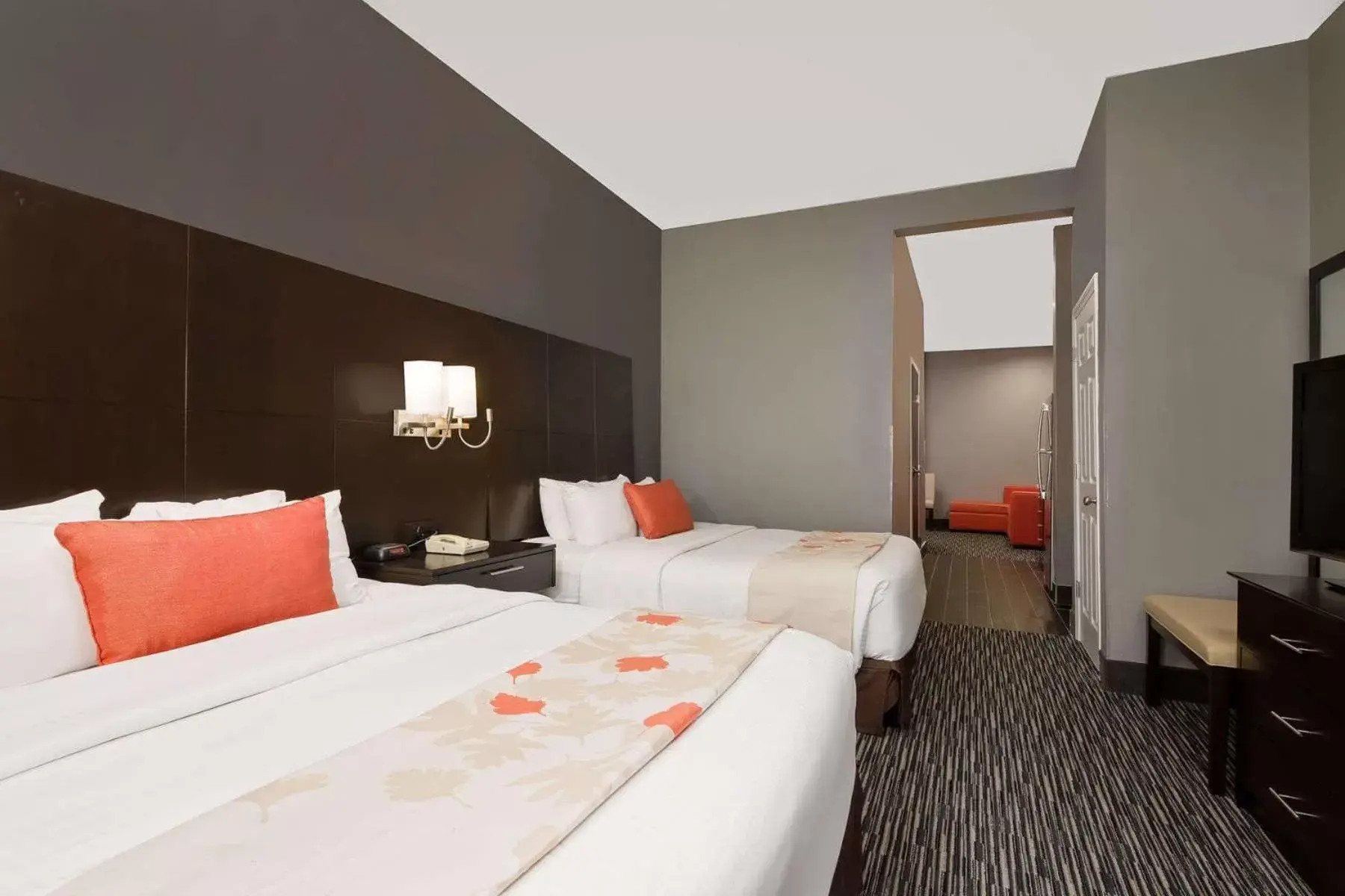 TV and multimedia, Bed in Hawthorn Suites by Wyndham Columbus West