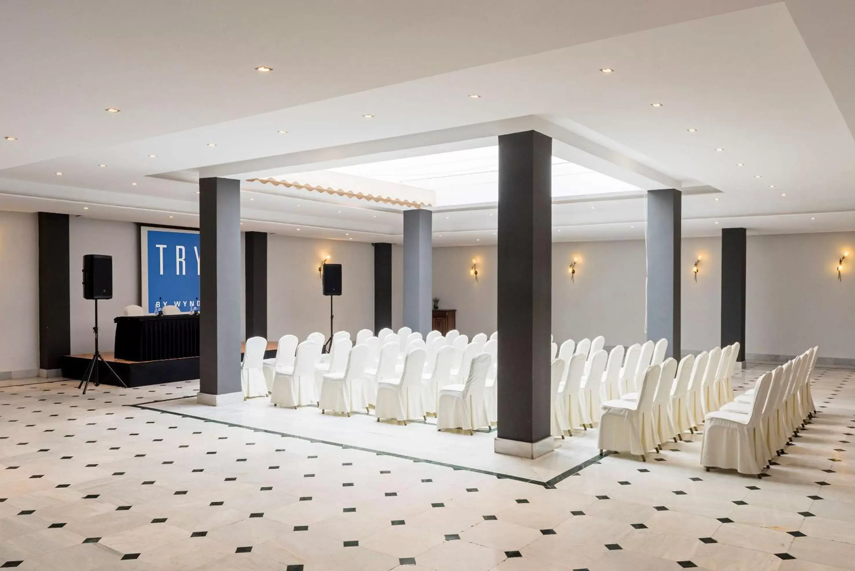 Meeting/conference room, Banquet Facilities in Hotel Melilla Puerto, Affiliated by Meliá