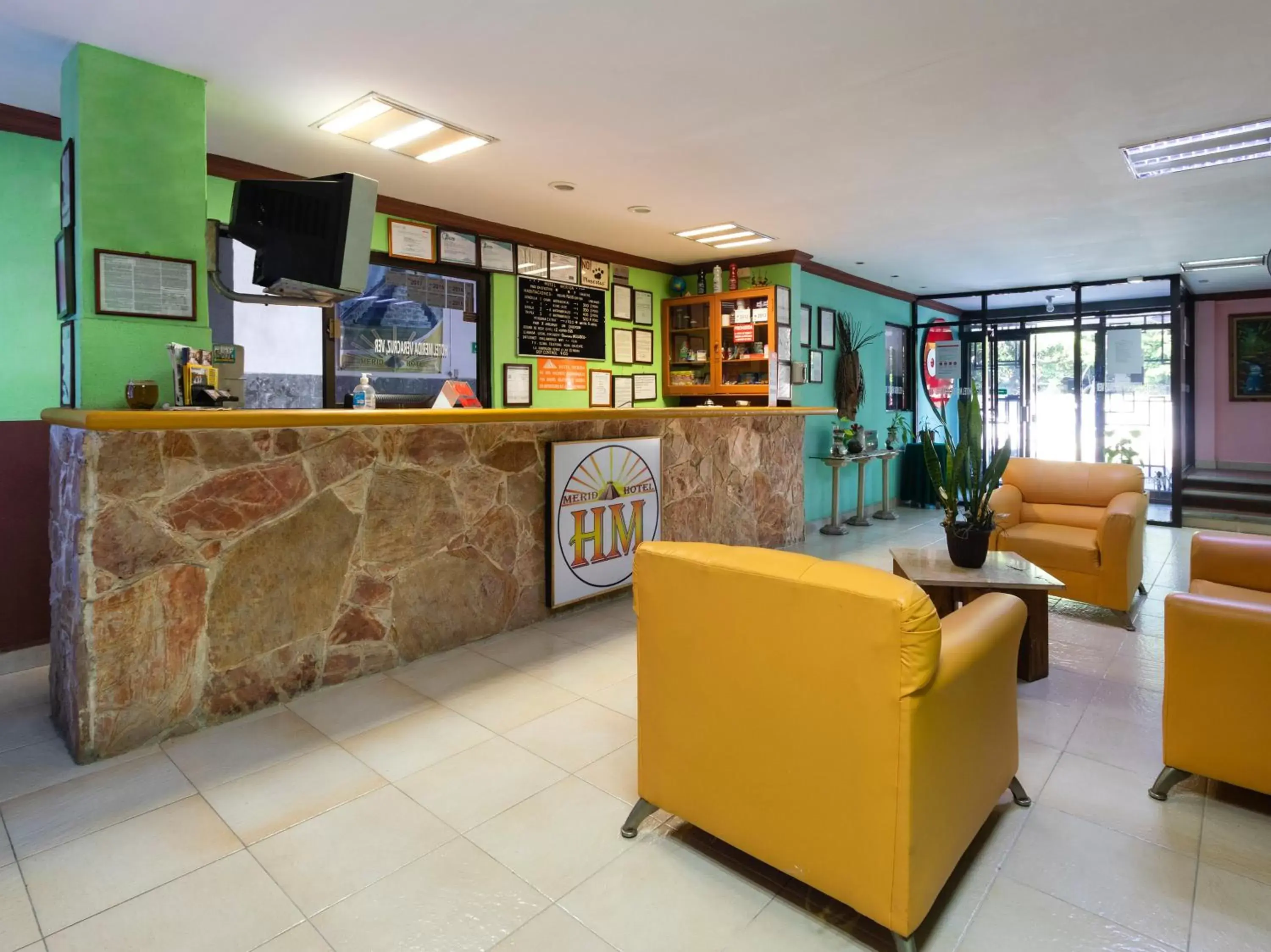 Living room, Lobby/Reception in HOTEL MERIDA