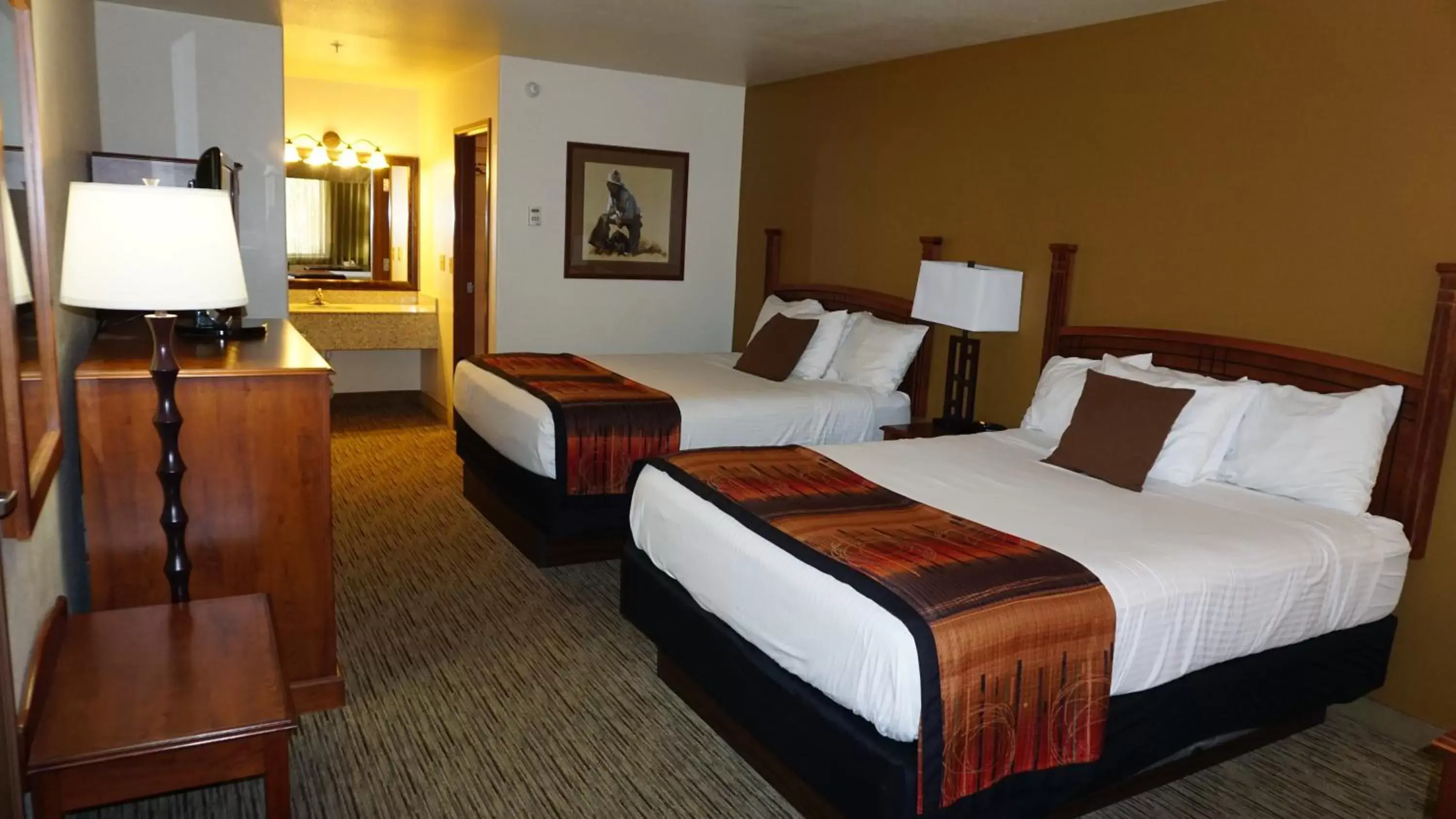 Bed in Best Western Grande River Inn & Suites