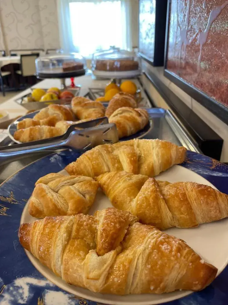 Breakfast in Hotel Milazzo