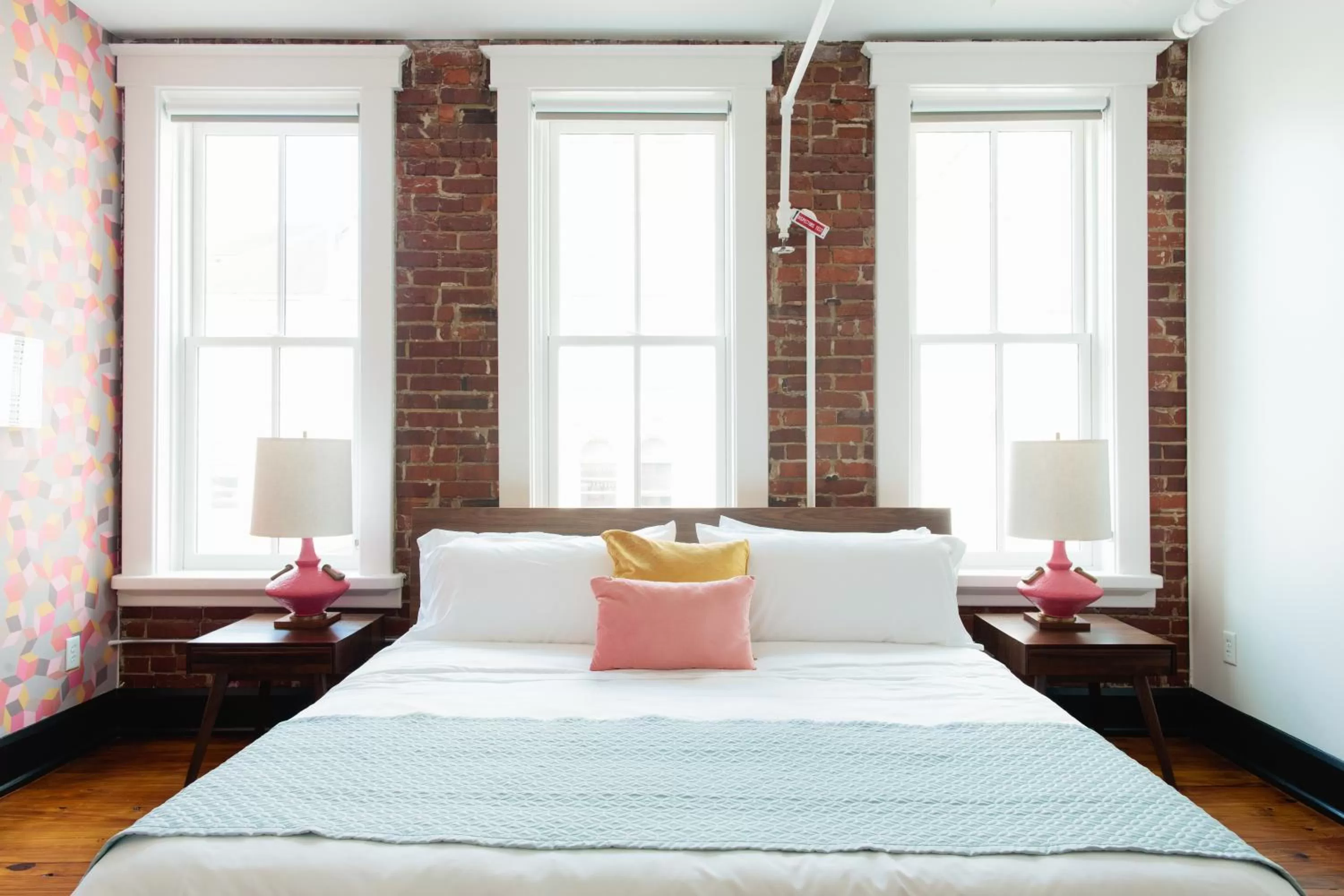Bed in The Dwell Hotel, a Member of Design Hotels