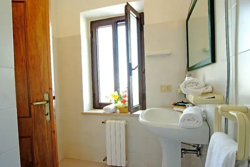 Bathroom in S'Enis Monte Maccione
