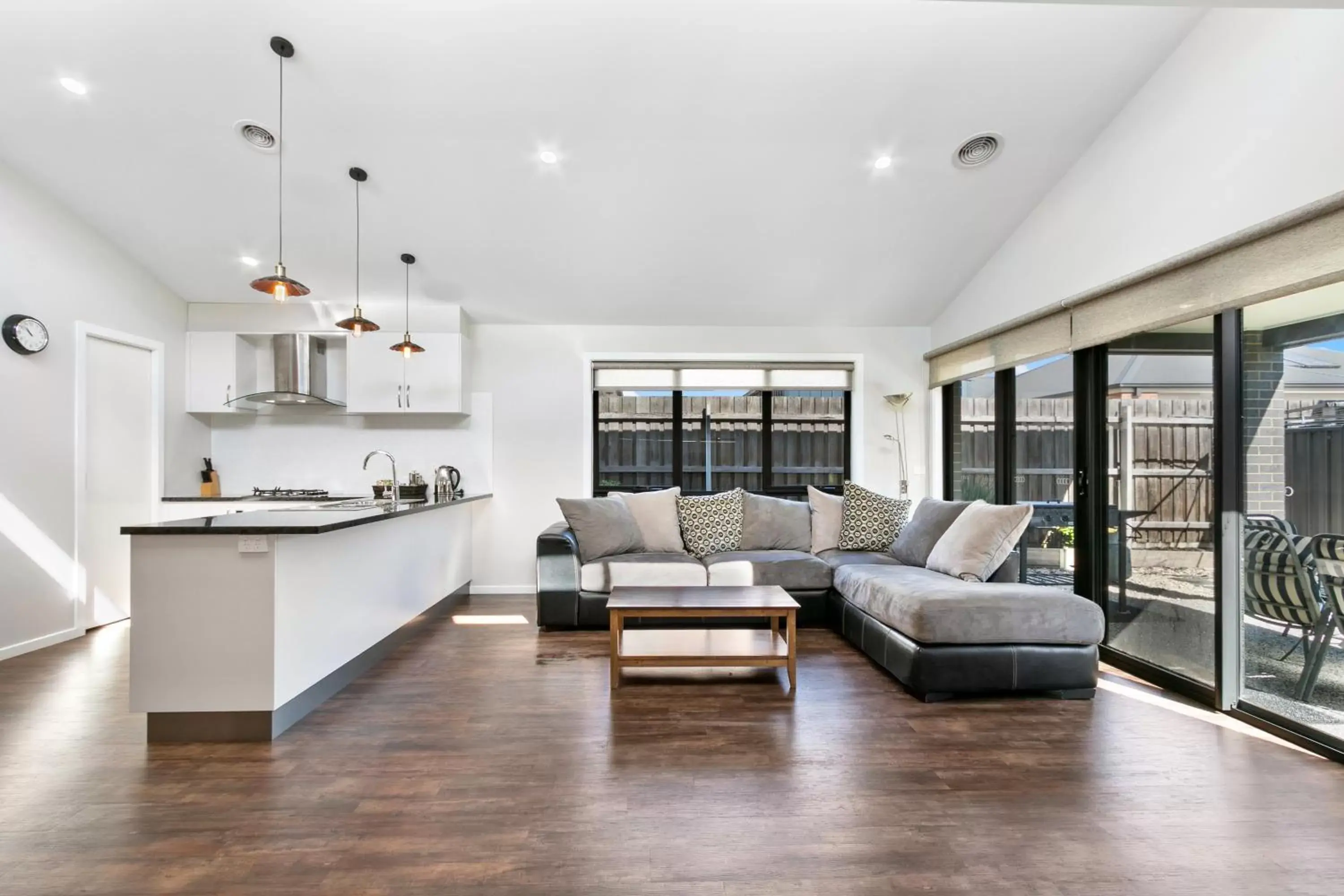 Living room, Seating Area in The Aspen & Apartments